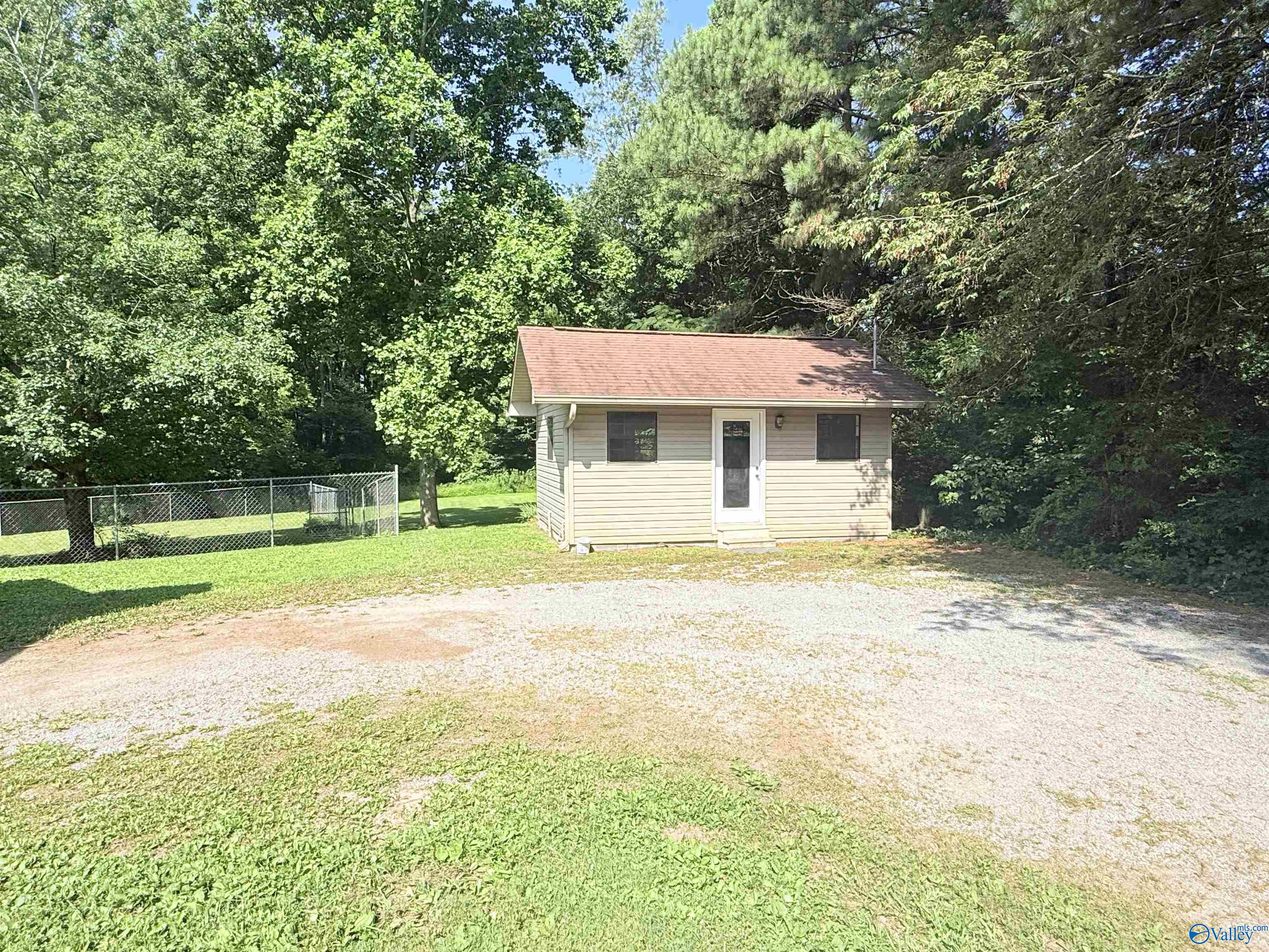 90 Bayside Lane