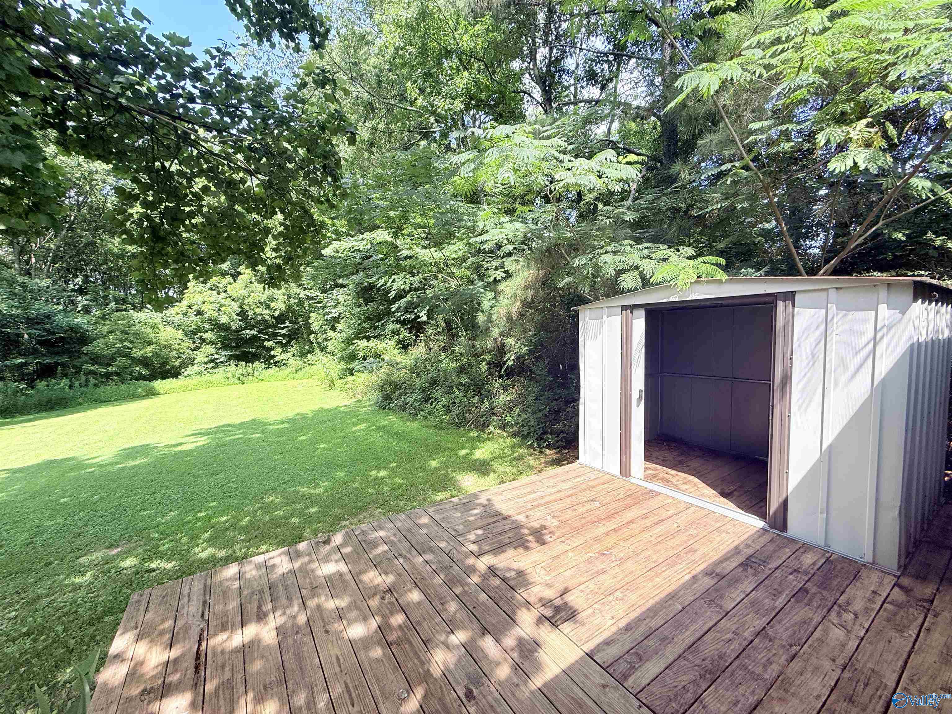 90 Bayside Lane