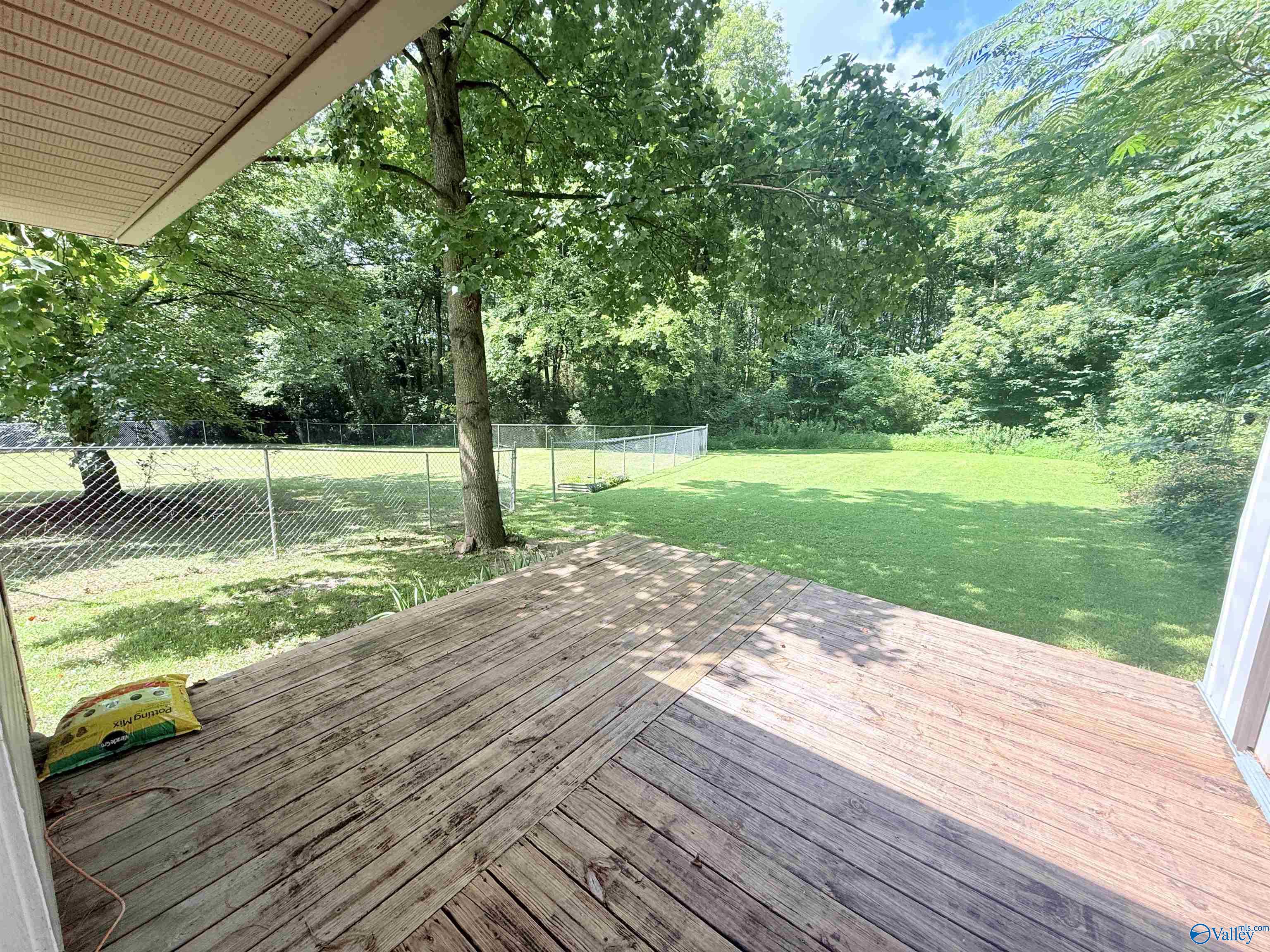 90 Bayside Lane