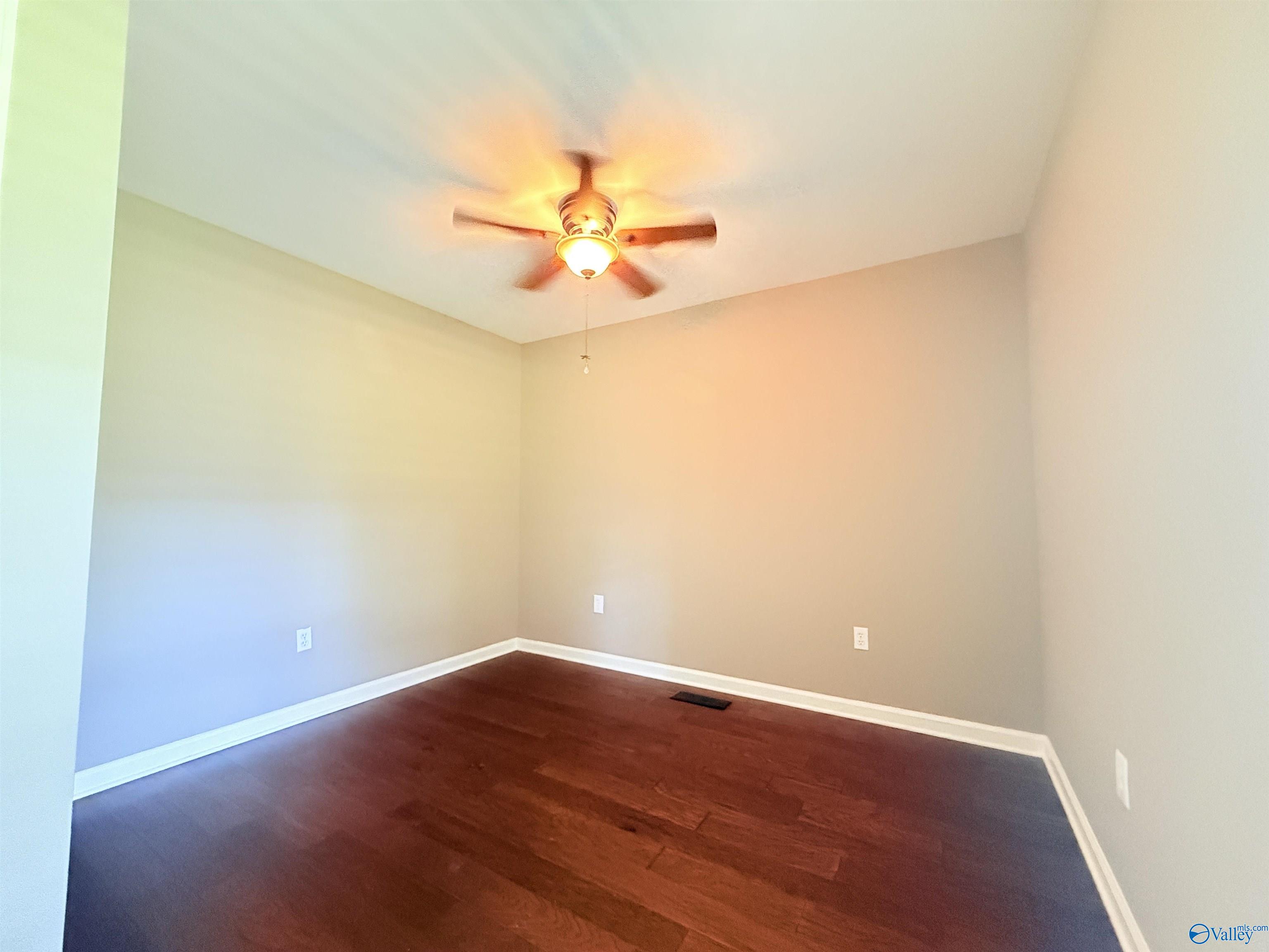 90 Bayside Lane