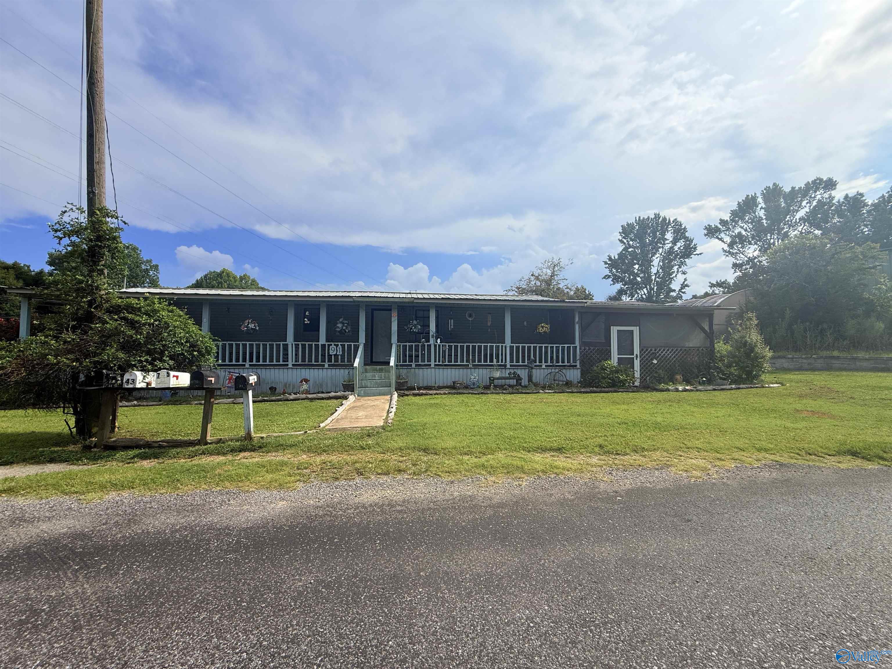 91 Gladstone Drive