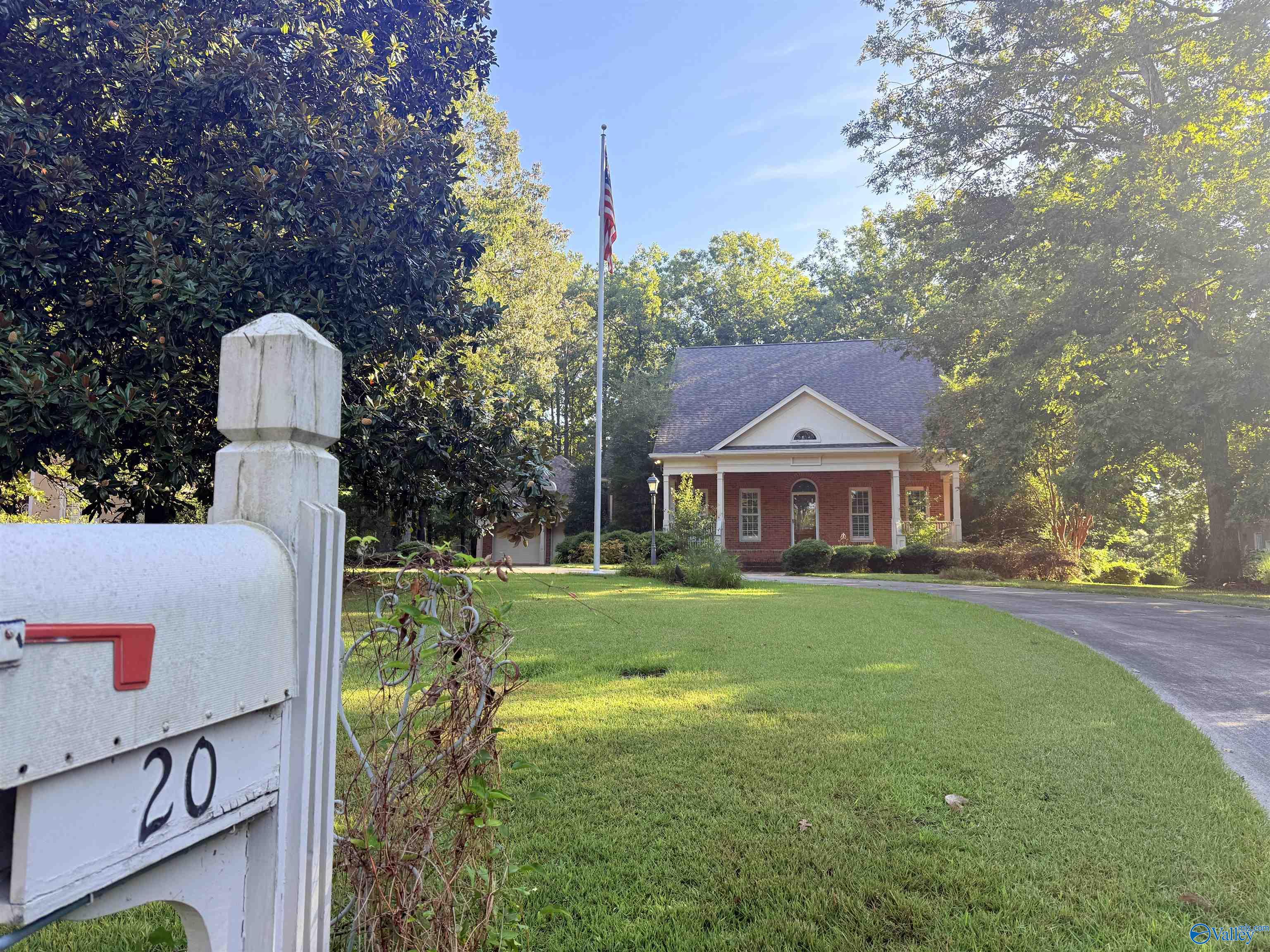 20 Savannah Circle