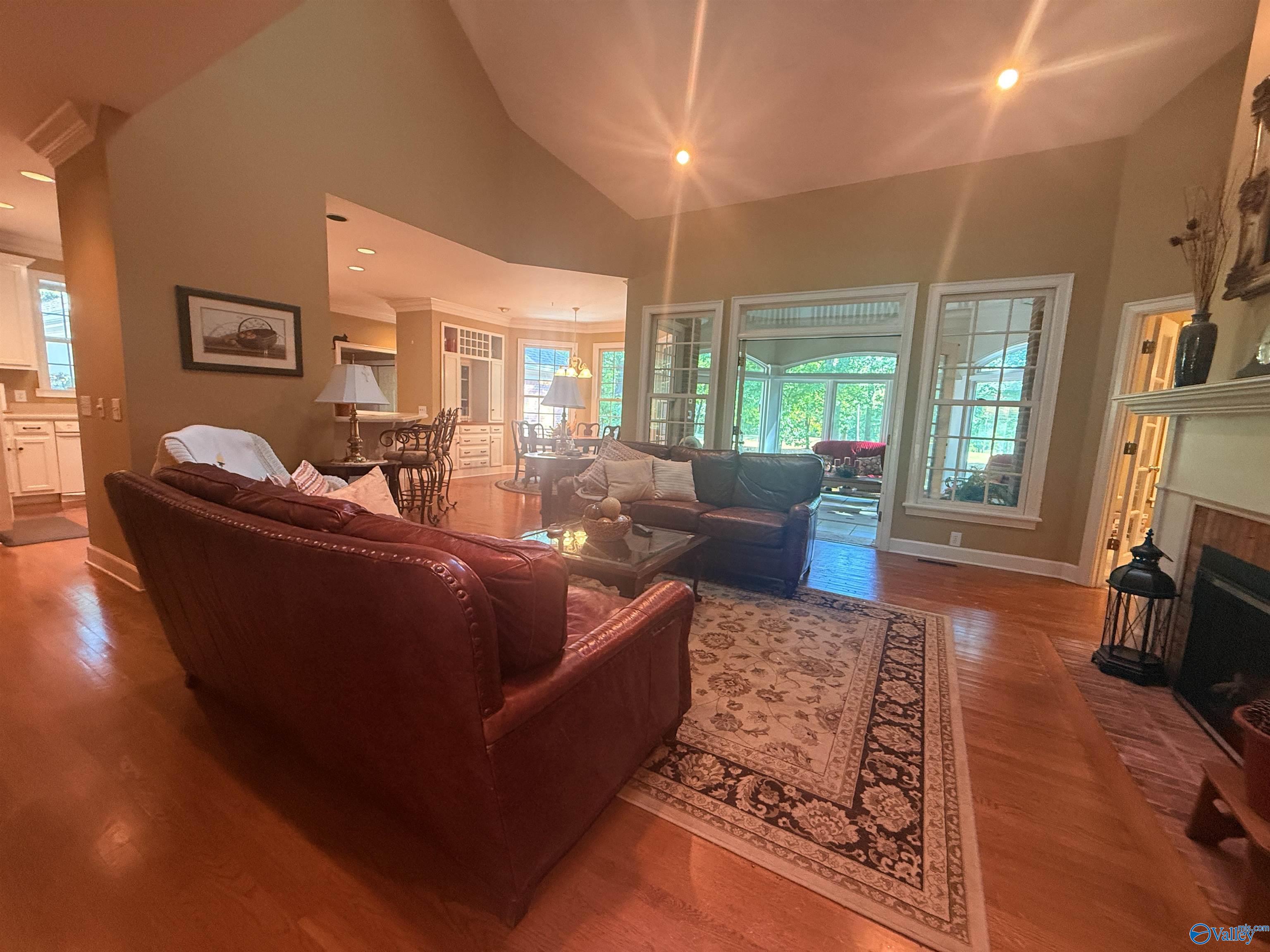 20 Savannah Circle