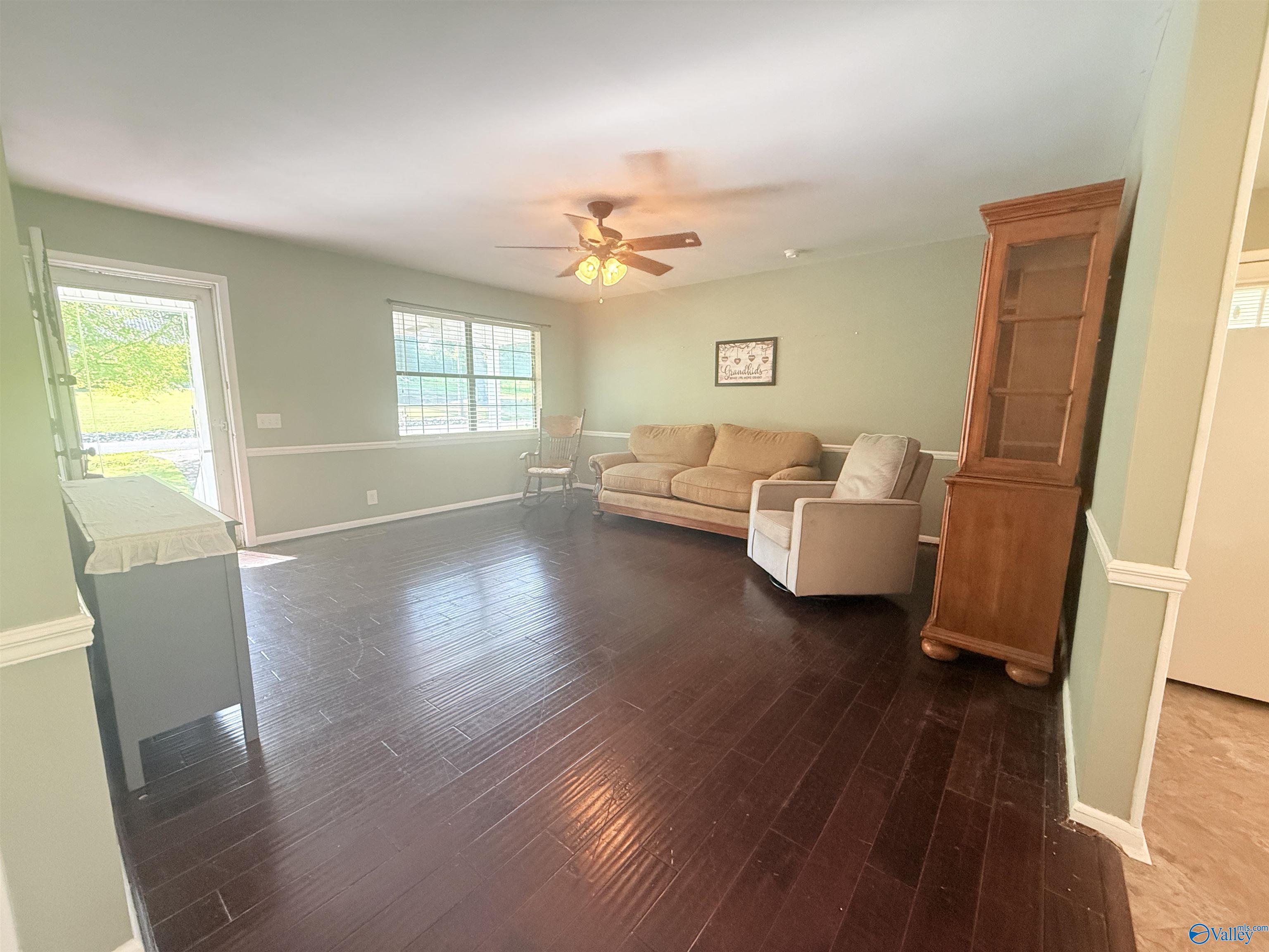 139 Walker Drive SW