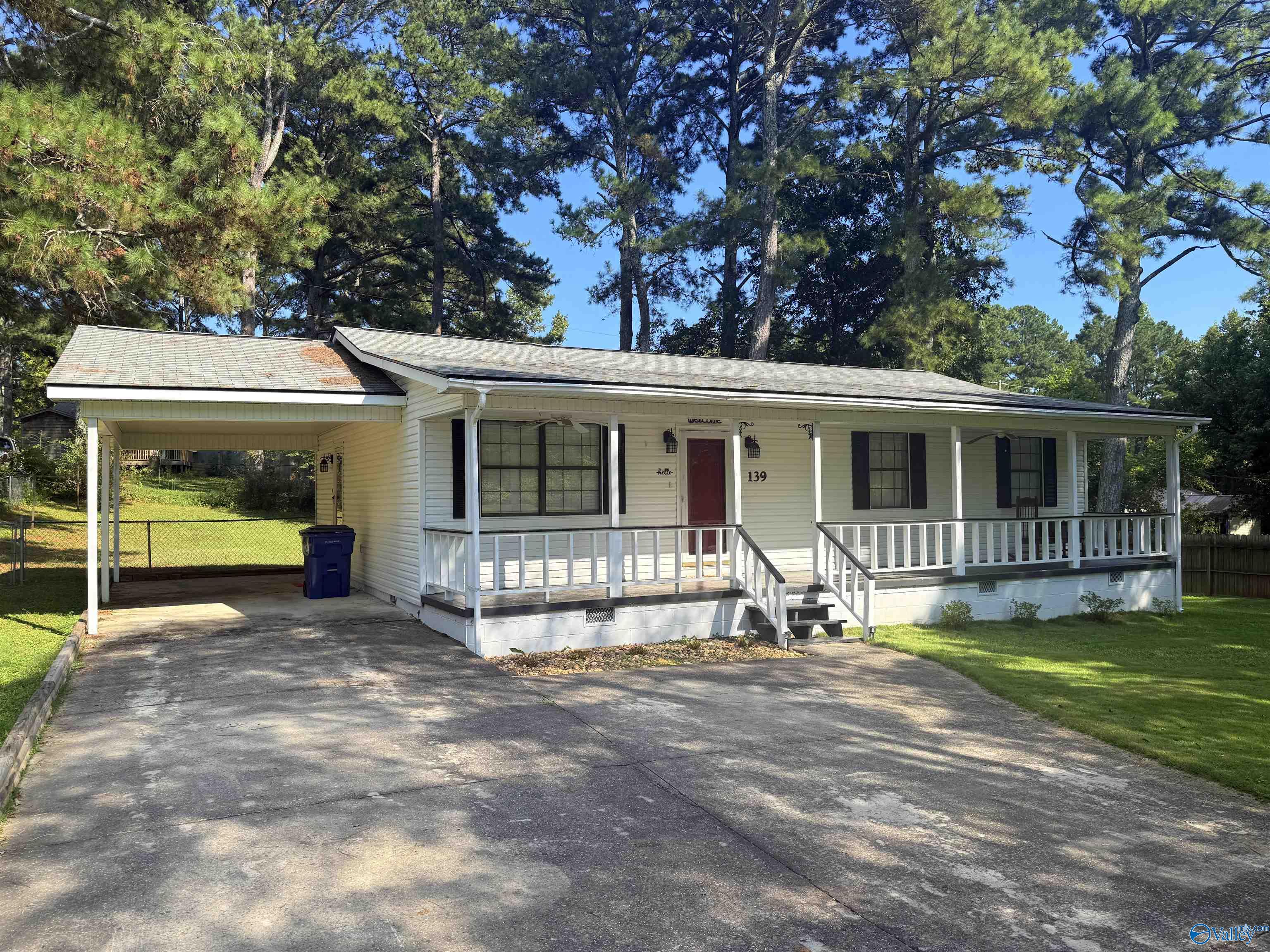 139 Walker Drive SW