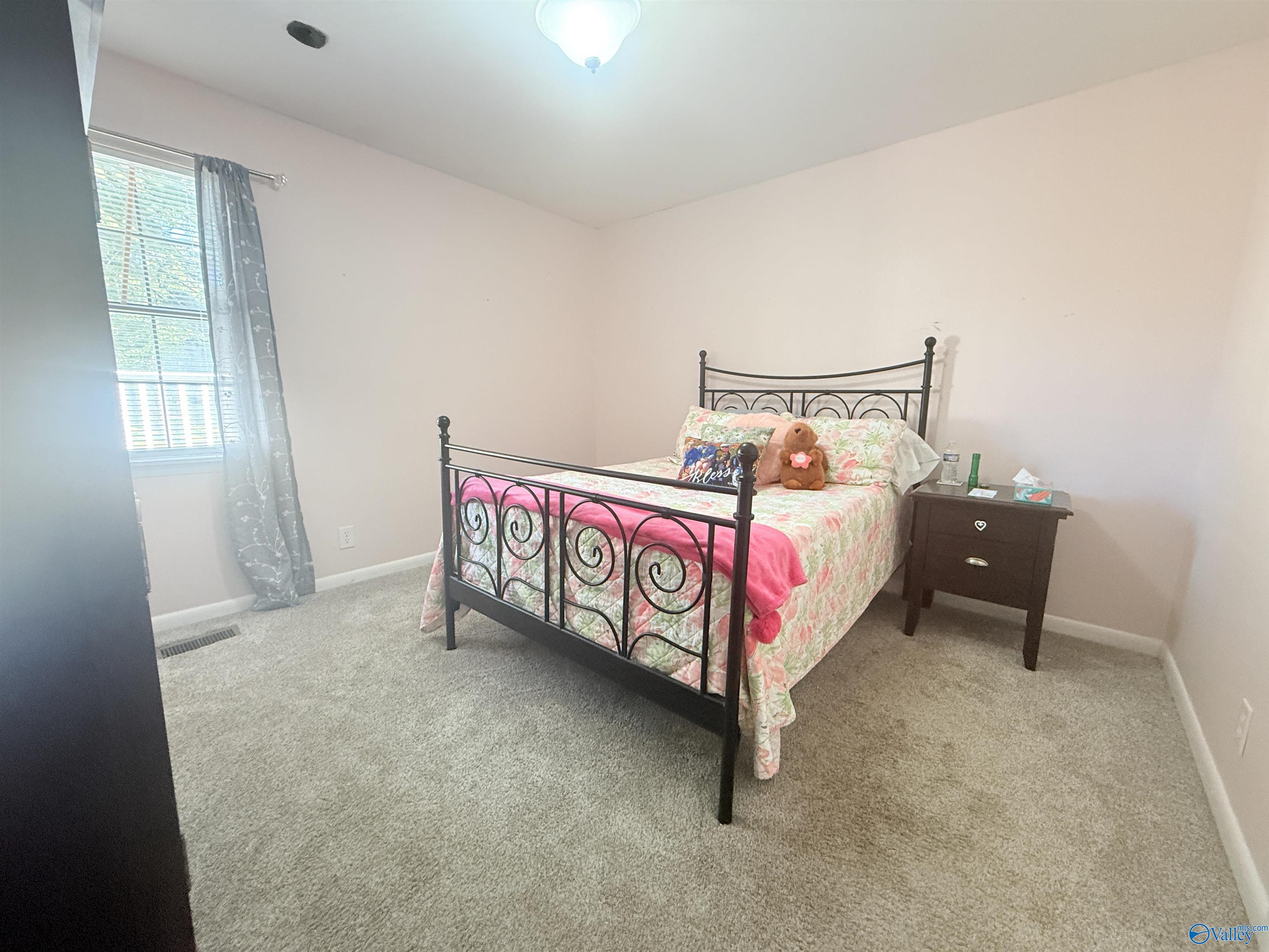 139 Walker Drive SW