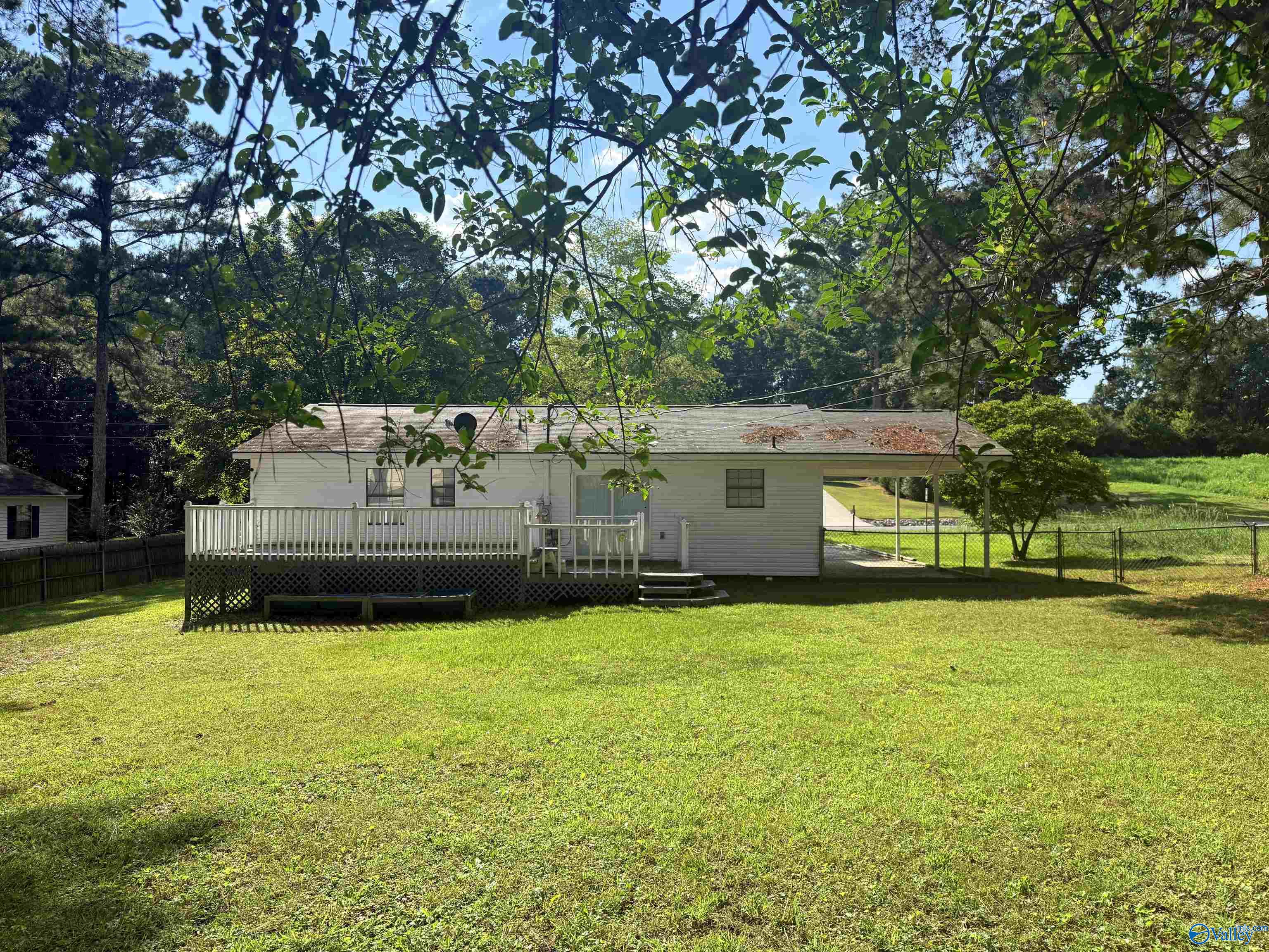 139 Walker Drive SW