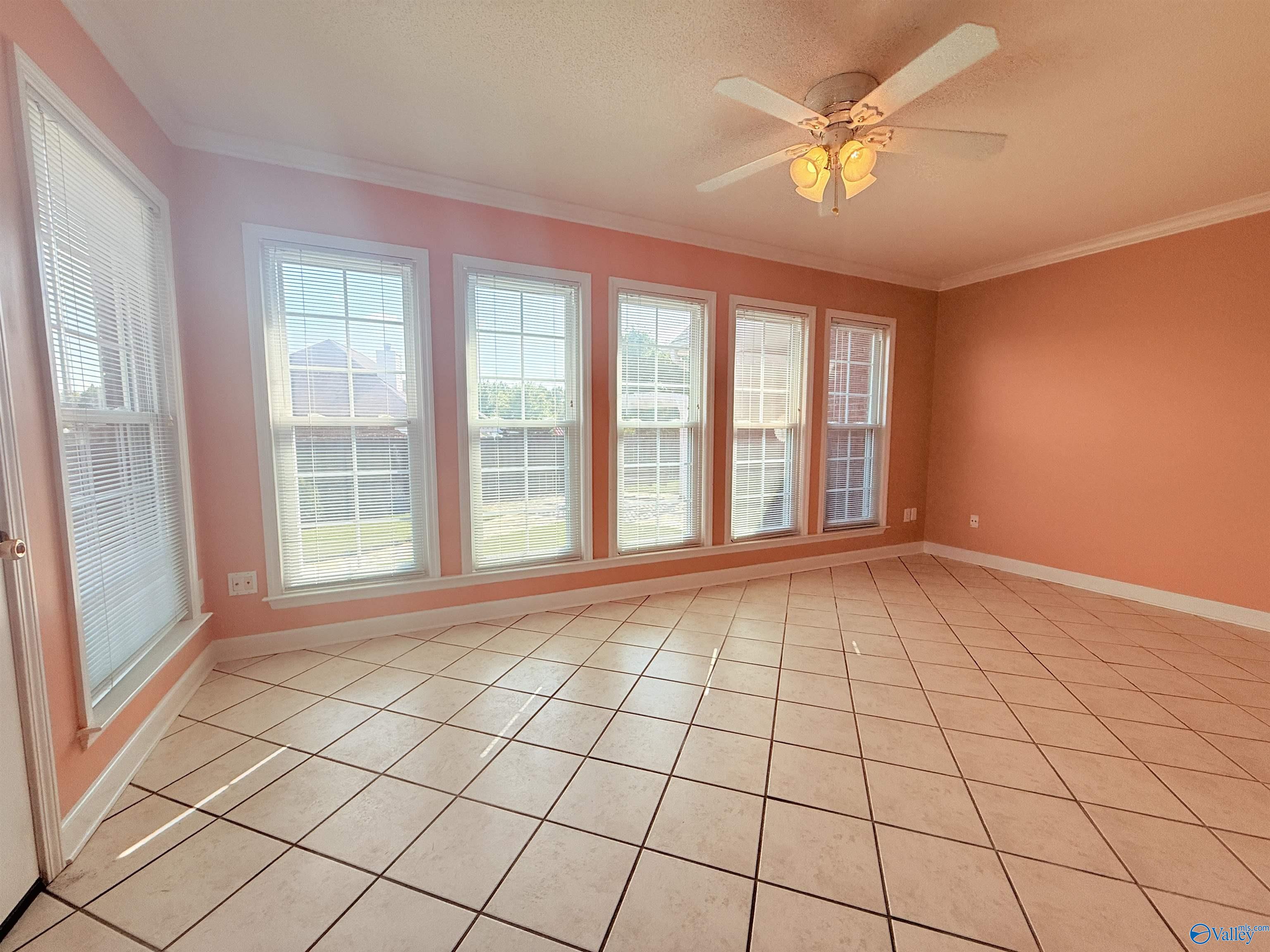 124 Dorset Circle