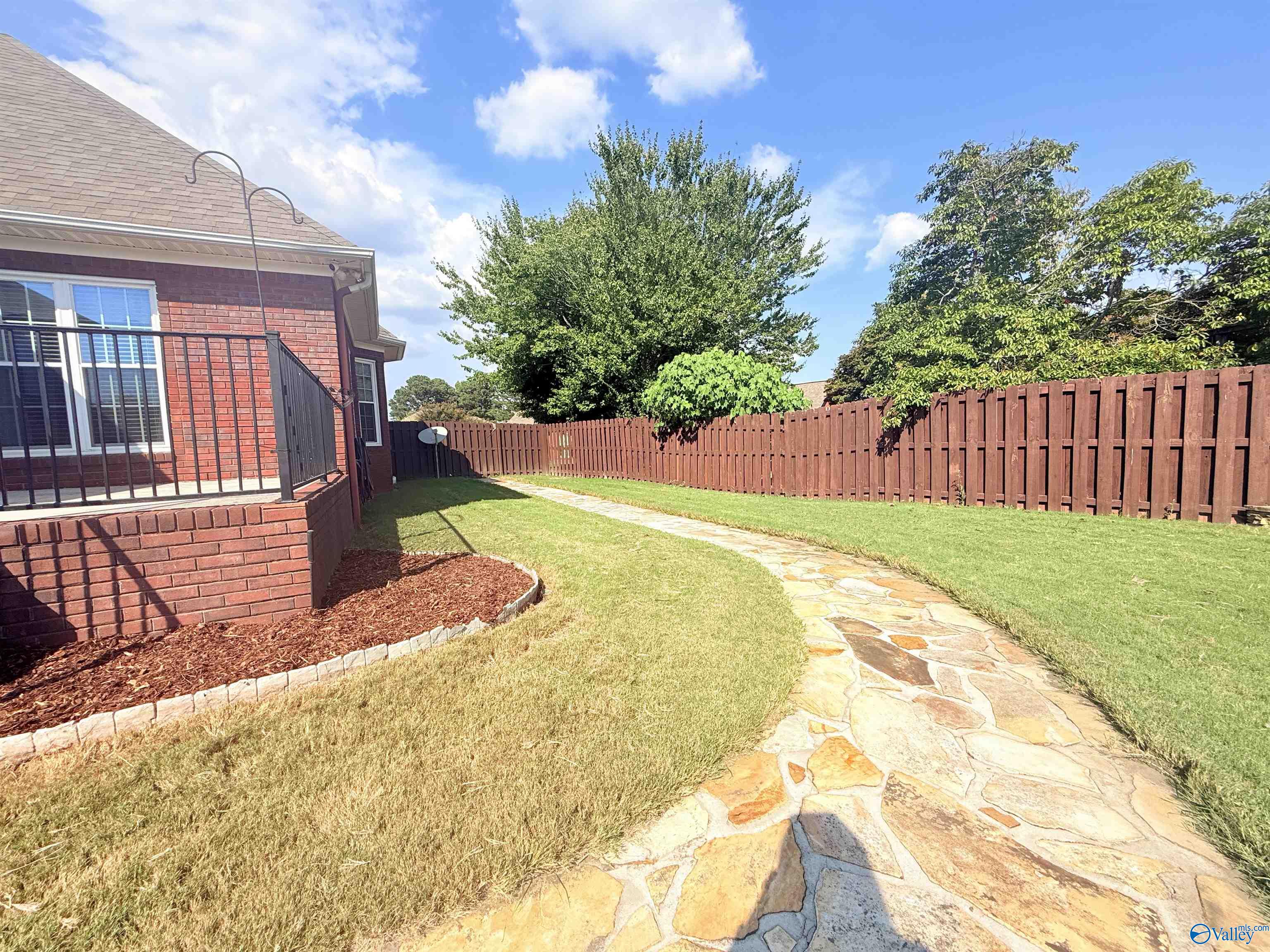 124 Dorset Circle