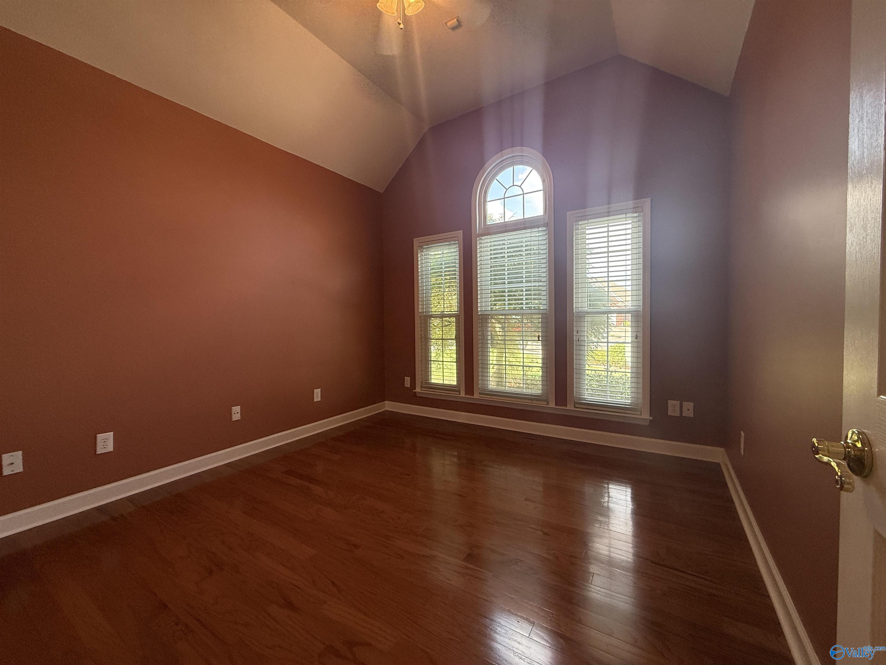 124 Dorset Circle