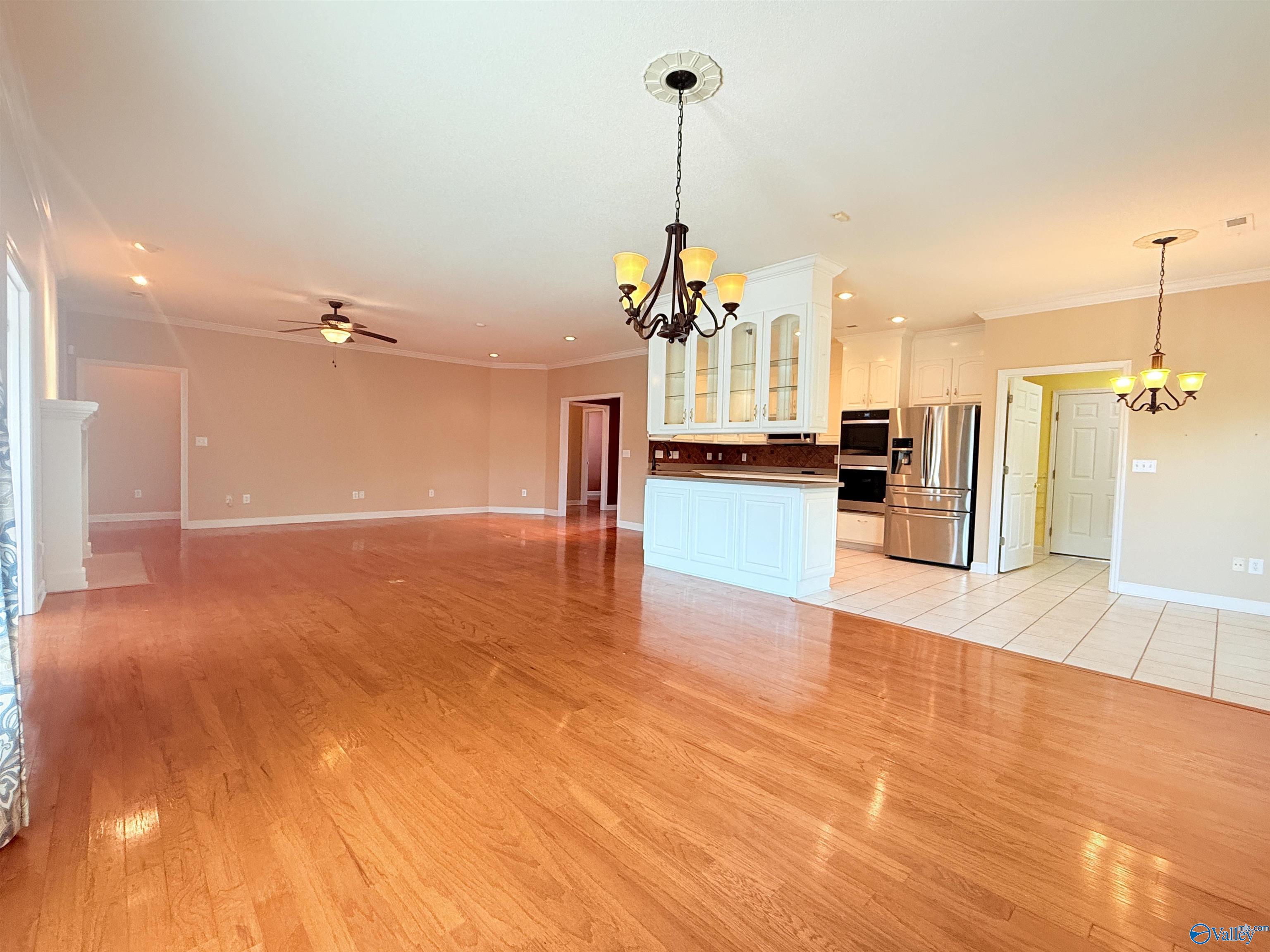 124 Dorset Circle