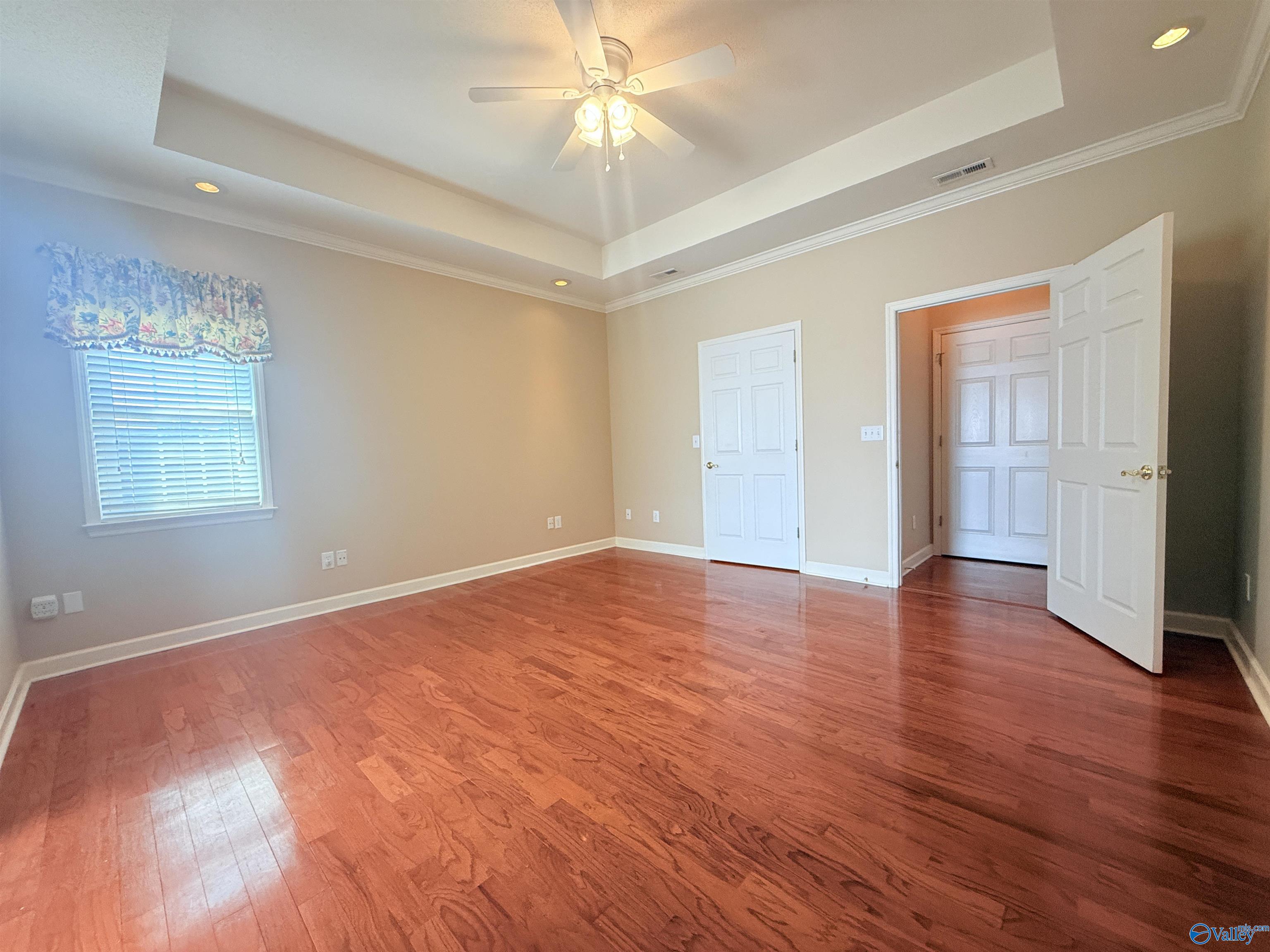 124 Dorset Circle