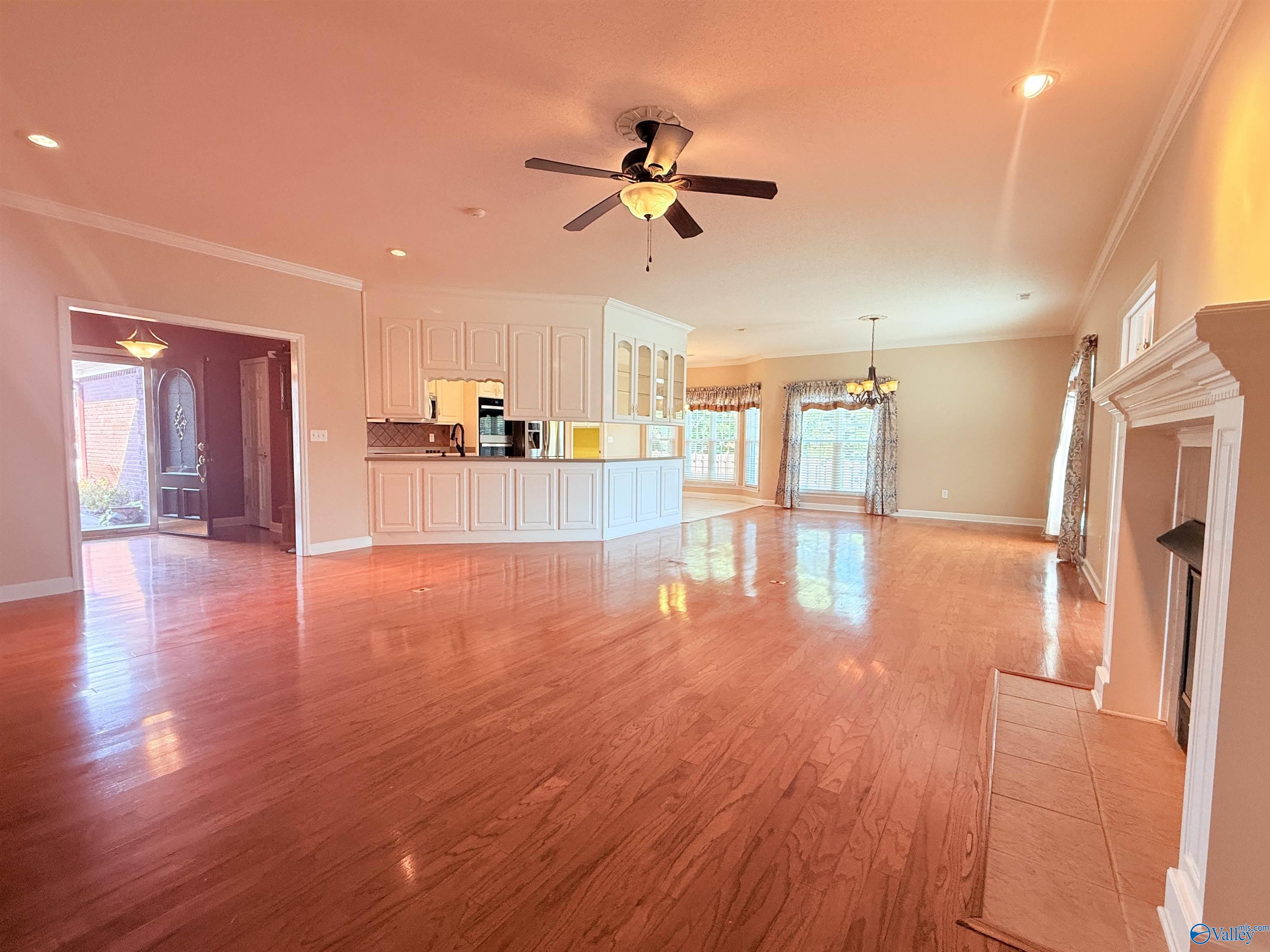124 Dorset Circle