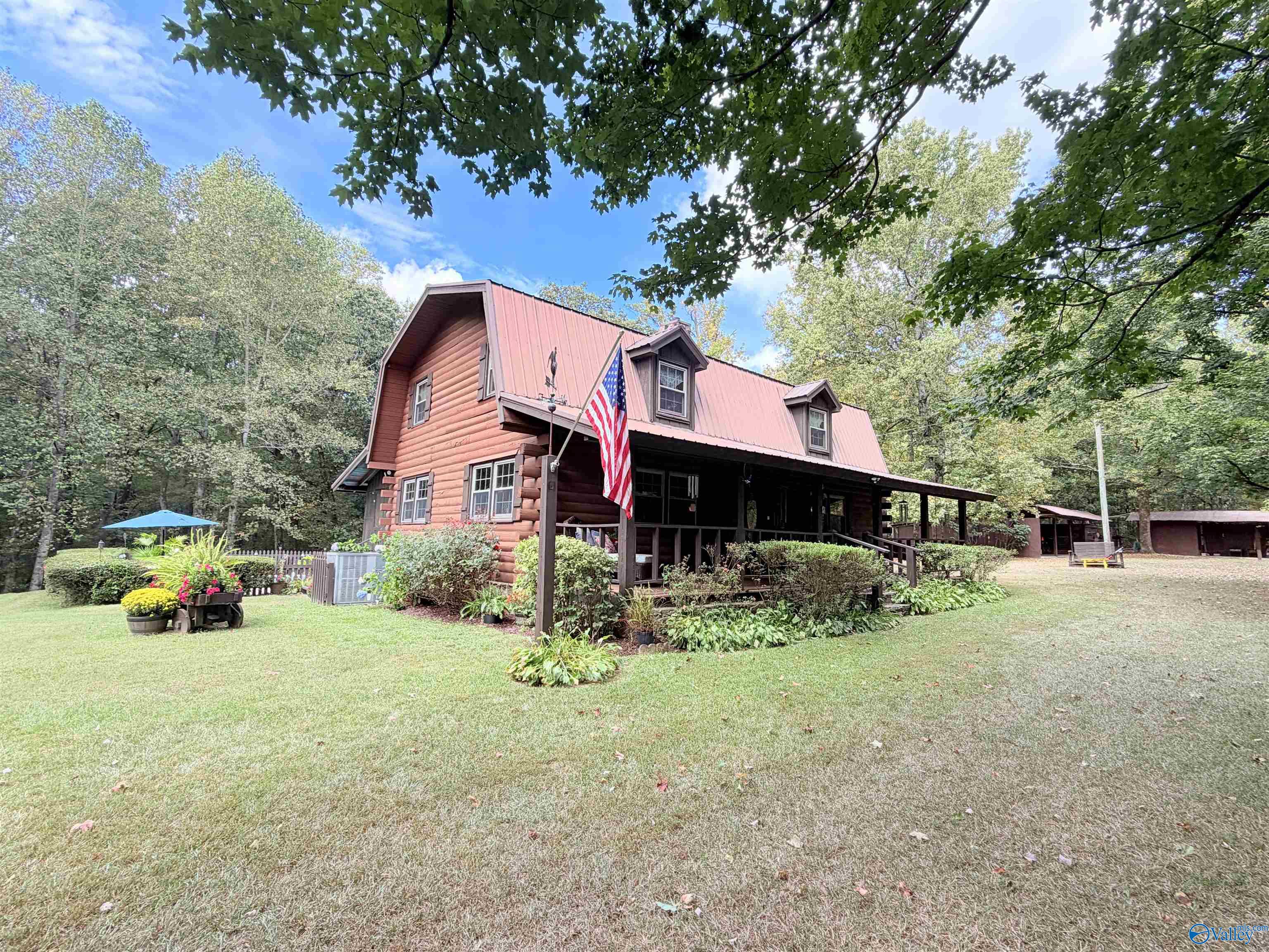 684 Mardis Point Road