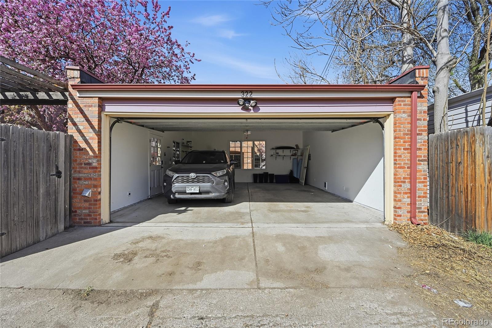 322 S Humboldt Street