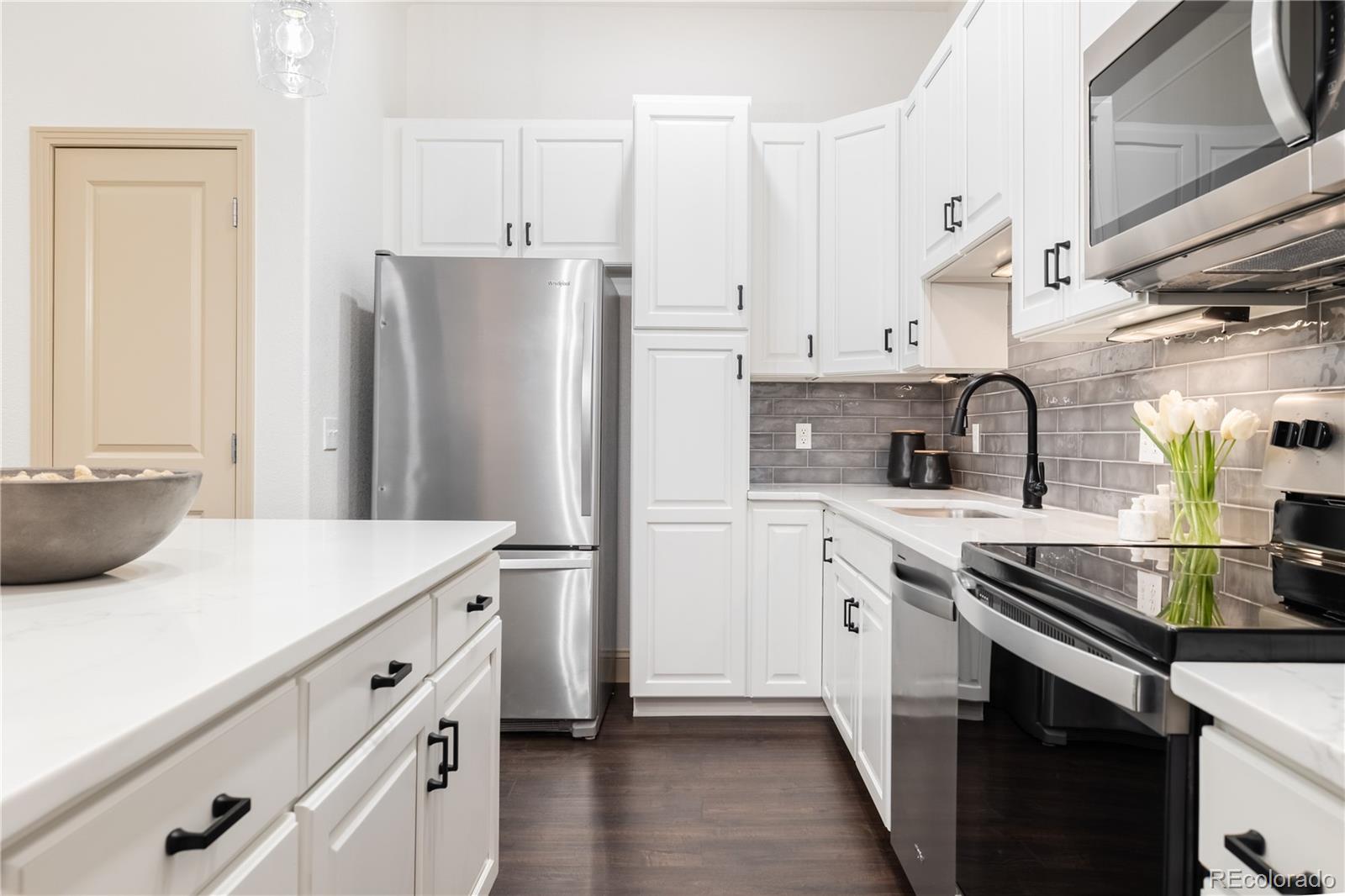 209 Quebec Street Unit: E