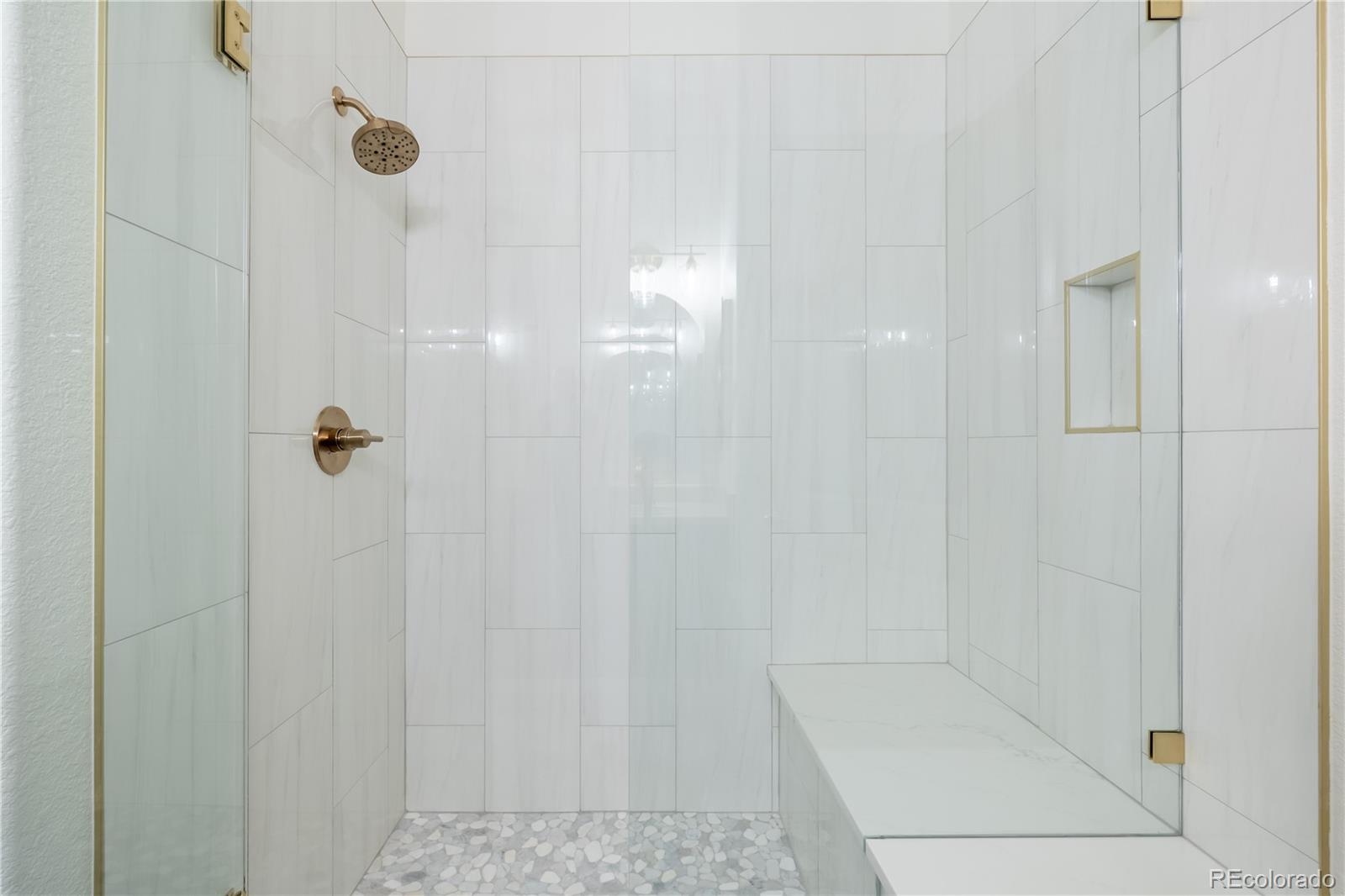 209 Quebec Street Unit: E