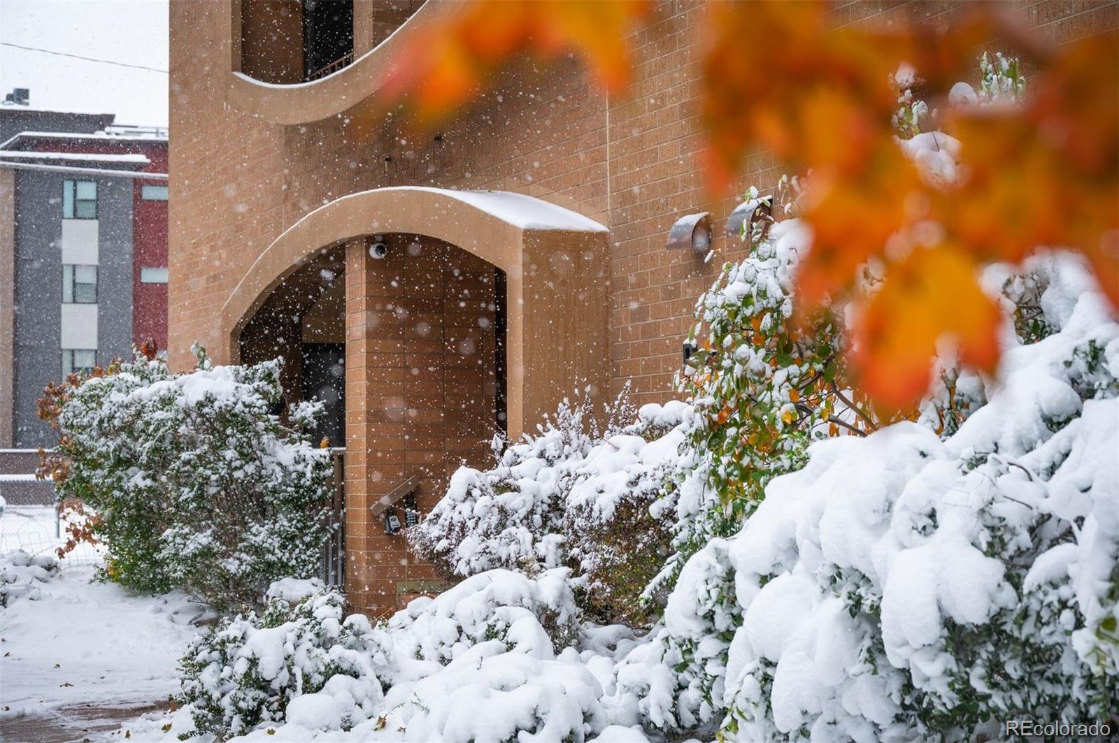 400 S Lafayette St #806