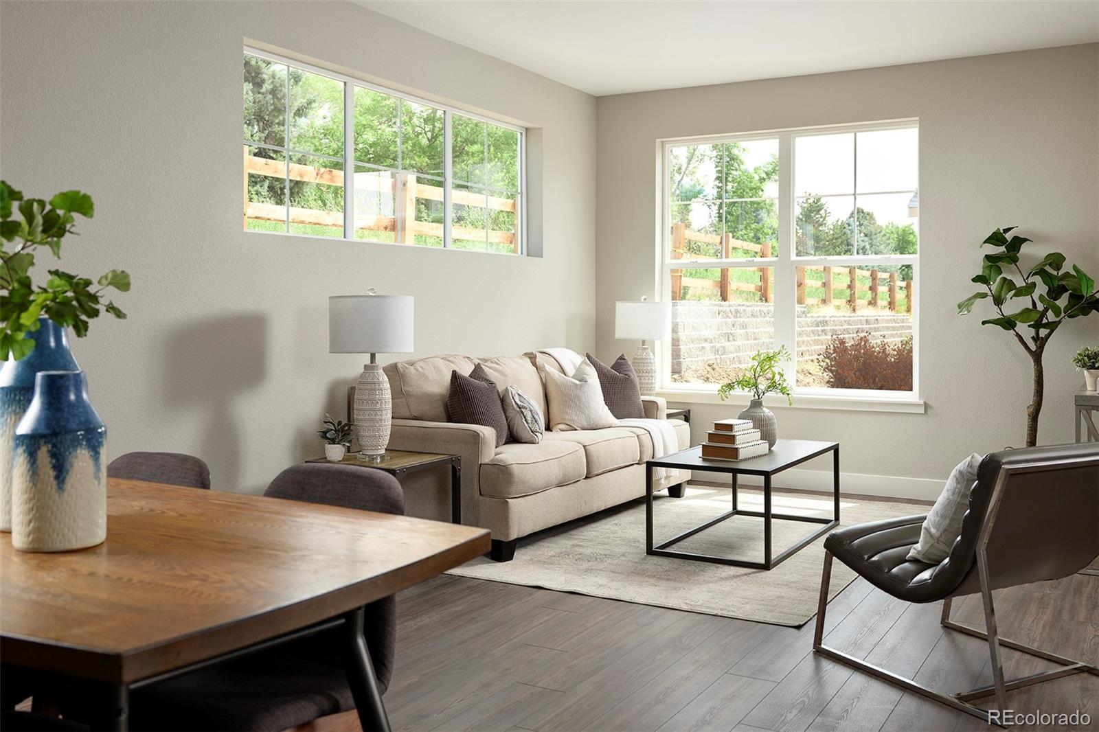 1201 S Kingston Court Unit: 4