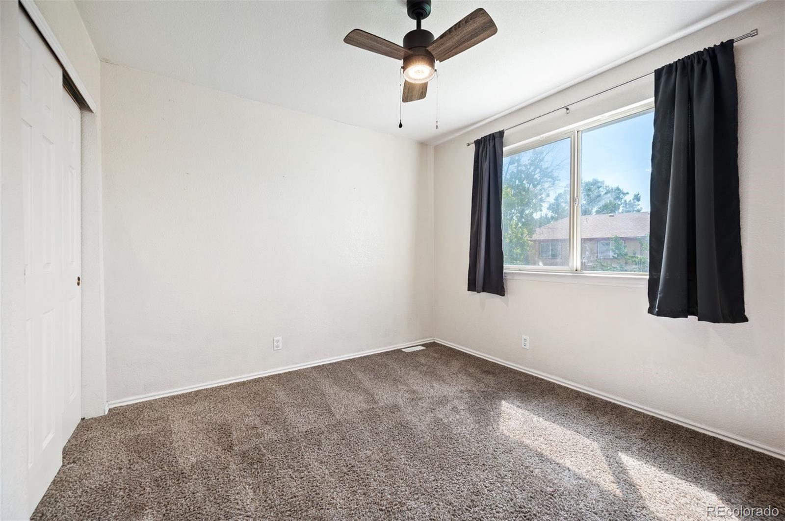 2764 Fernwood Pl