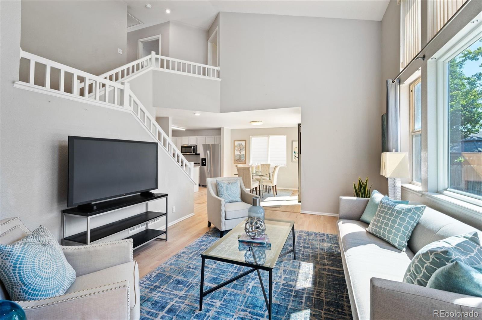 2764 Fernwood Pl