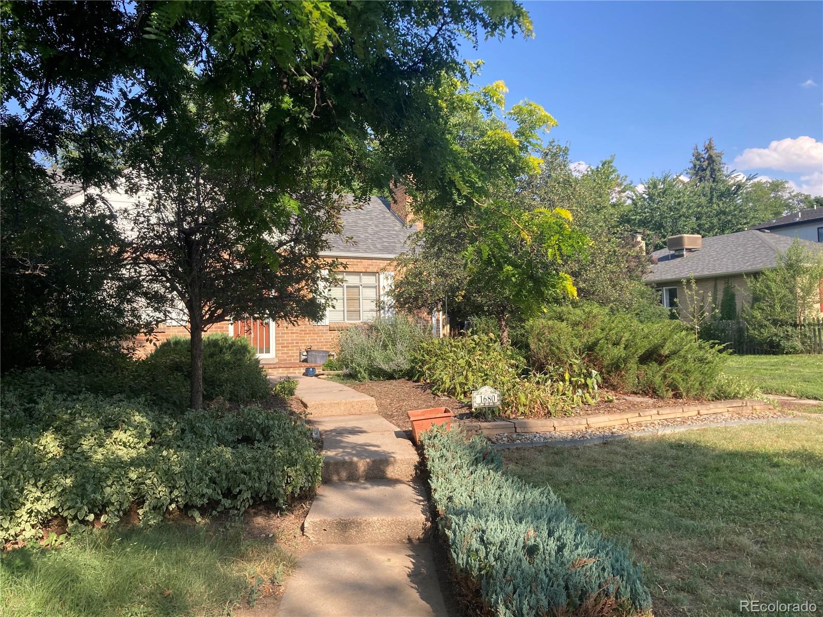 1680 Magnolia Street
