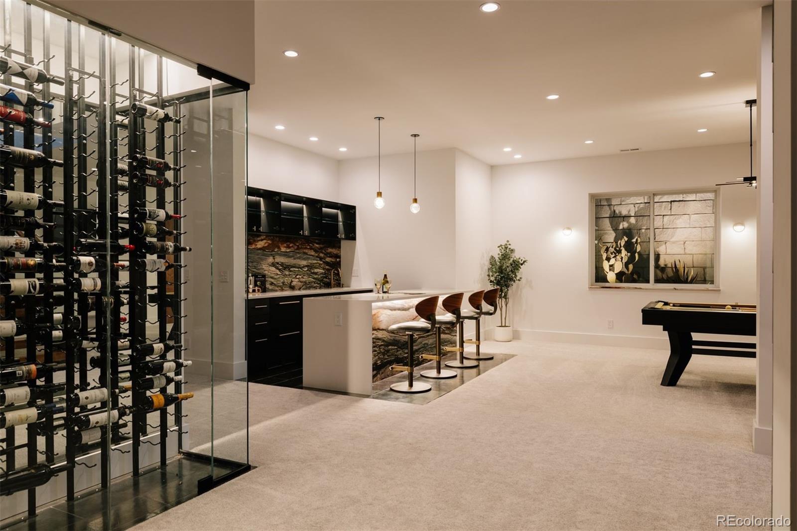 164 S Fairfax Street