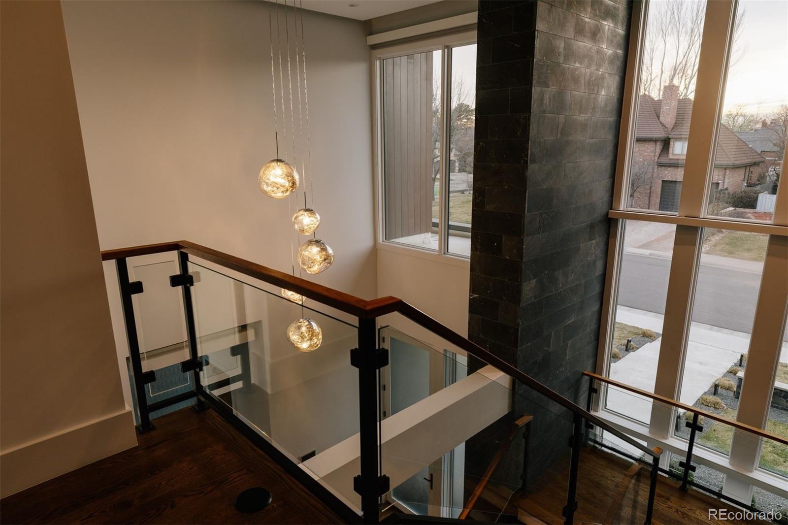 164 S Fairfax Street