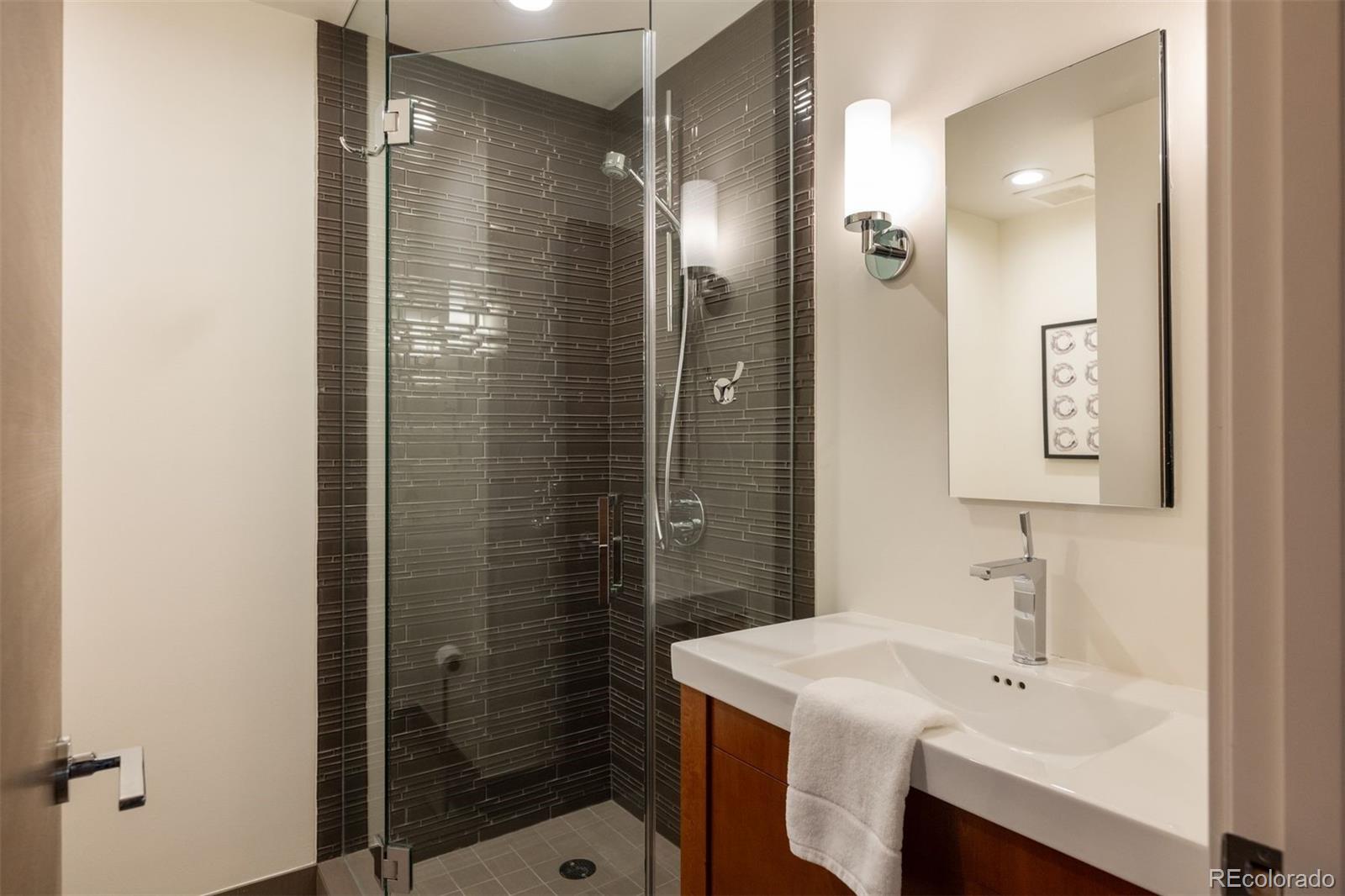 1499 Blake Street Unit: 6K