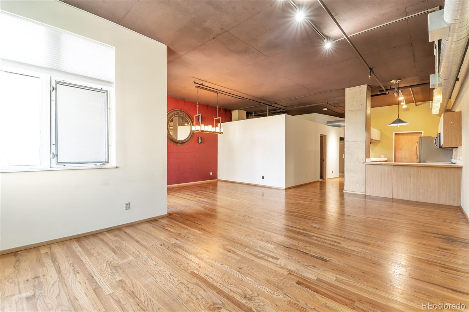 290 W 12th Avenue Unit: 401