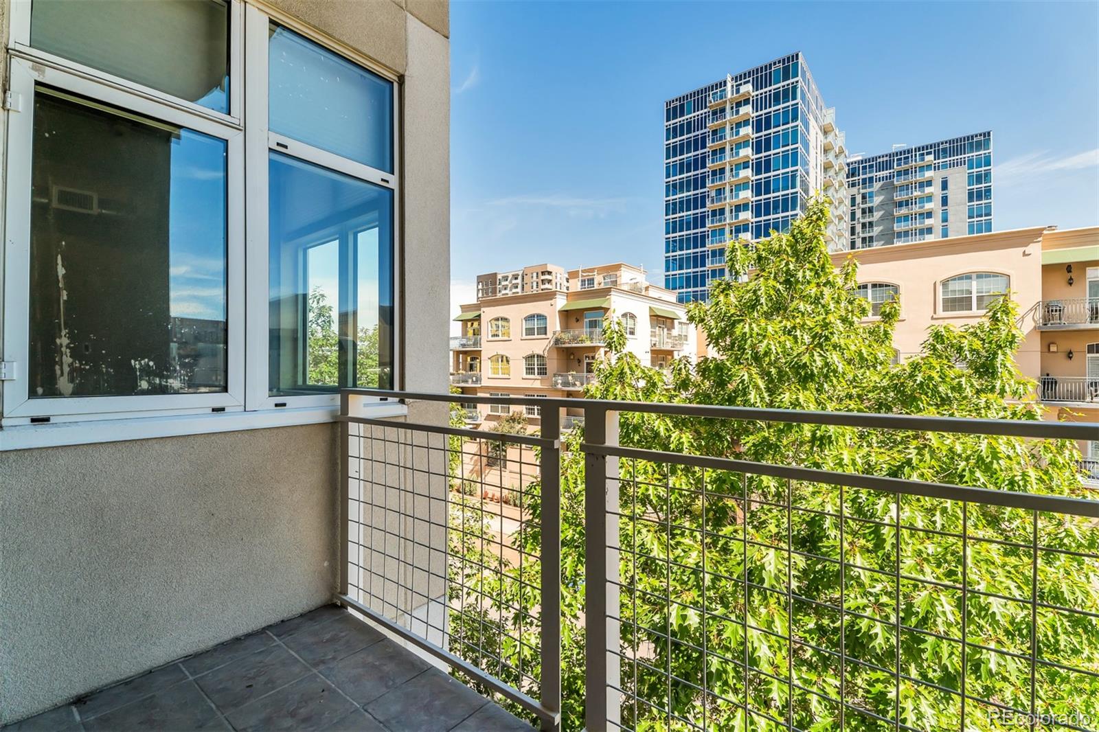 290 W 12th Avenue Unit: 401
