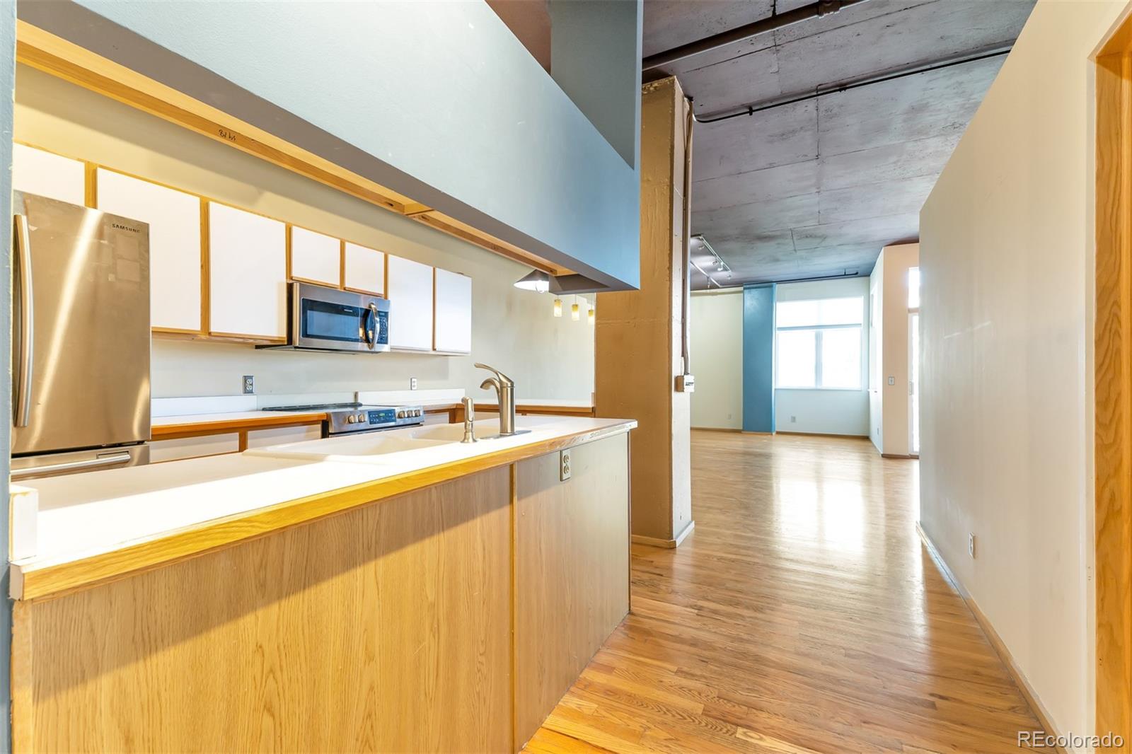290 W 12th Avenue Unit: 401