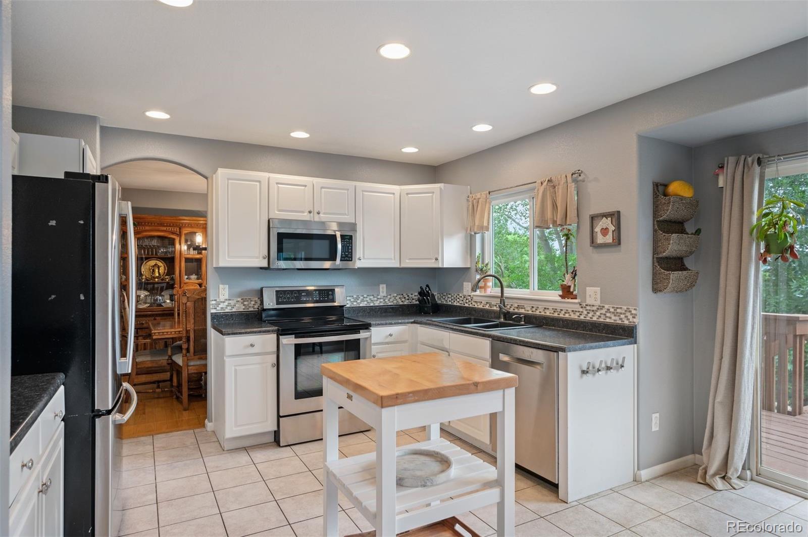 9024 Sanderling Way