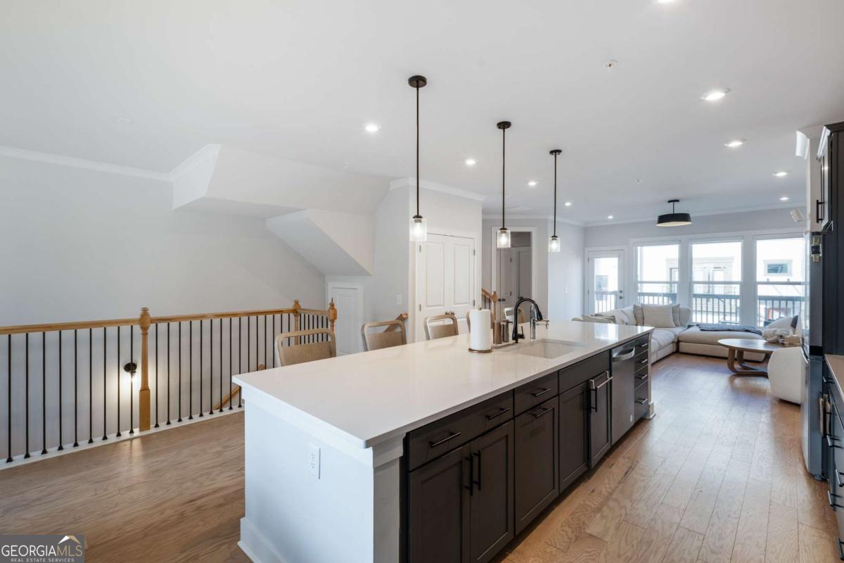 2161 Burnside Drive NW