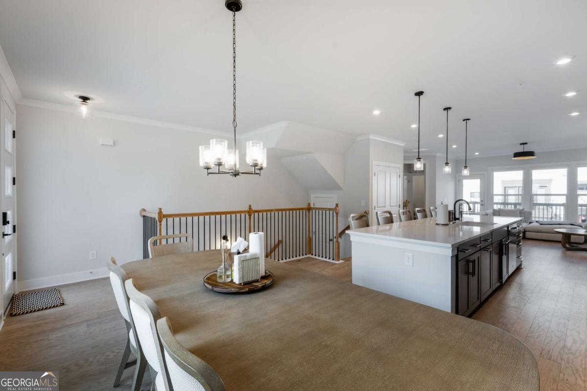 2161 Burnside Drive NW