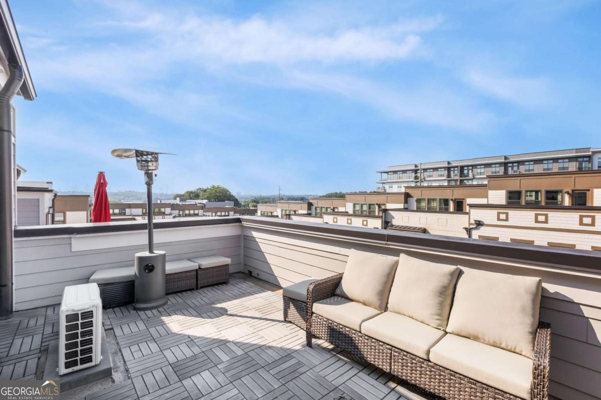 2161 Burnside Drive NW