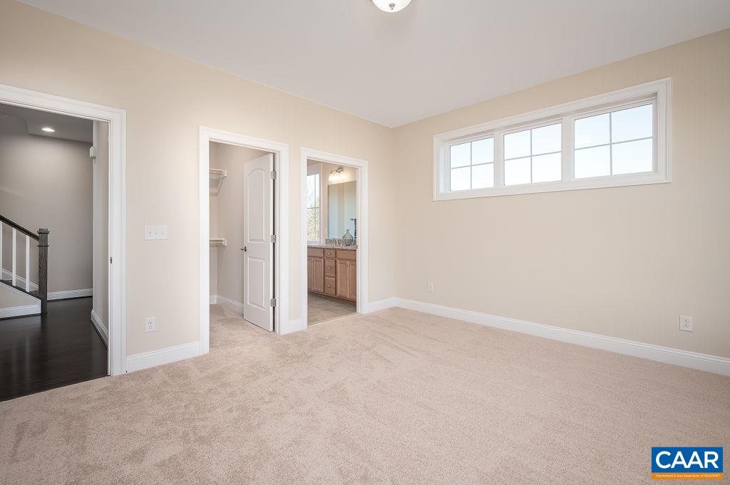 10 BARTHOLOMEW PL Unit: Lot 10