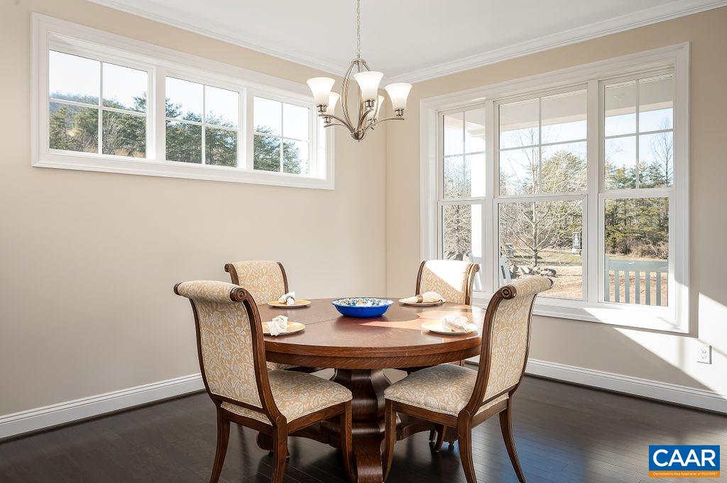 10 BARTHOLOMEW PL Unit: Lot 10