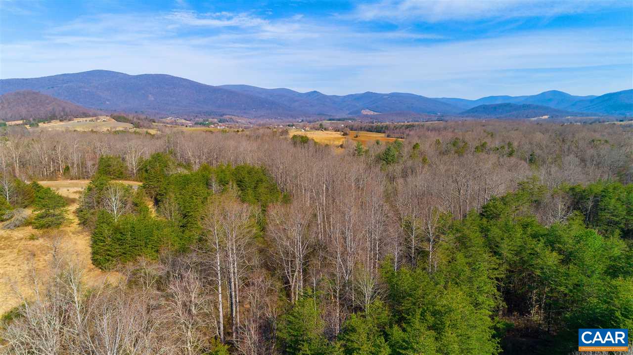 7 JEREMIAH CT Unit: Lot 7