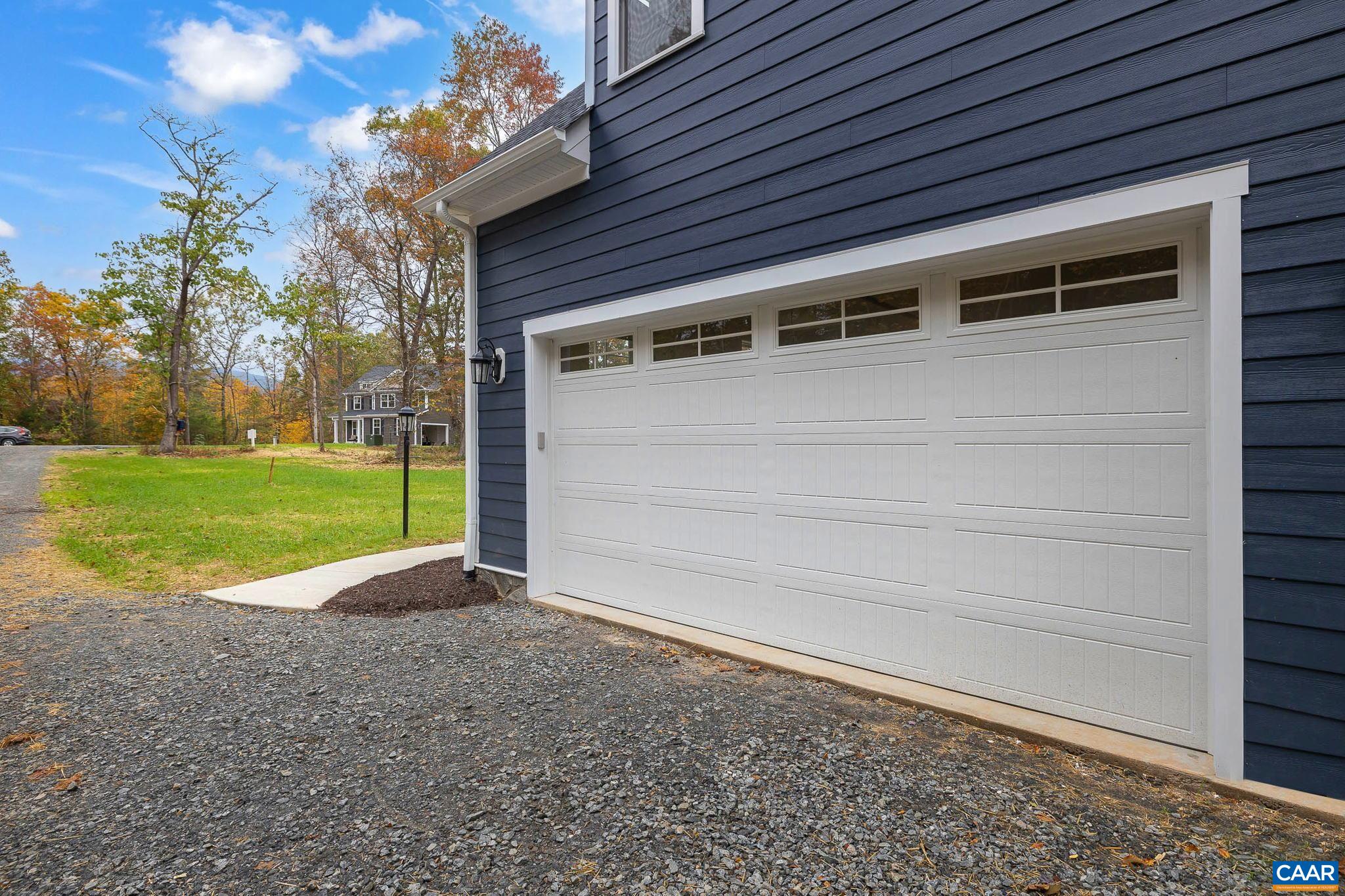 15 YATES CIR
