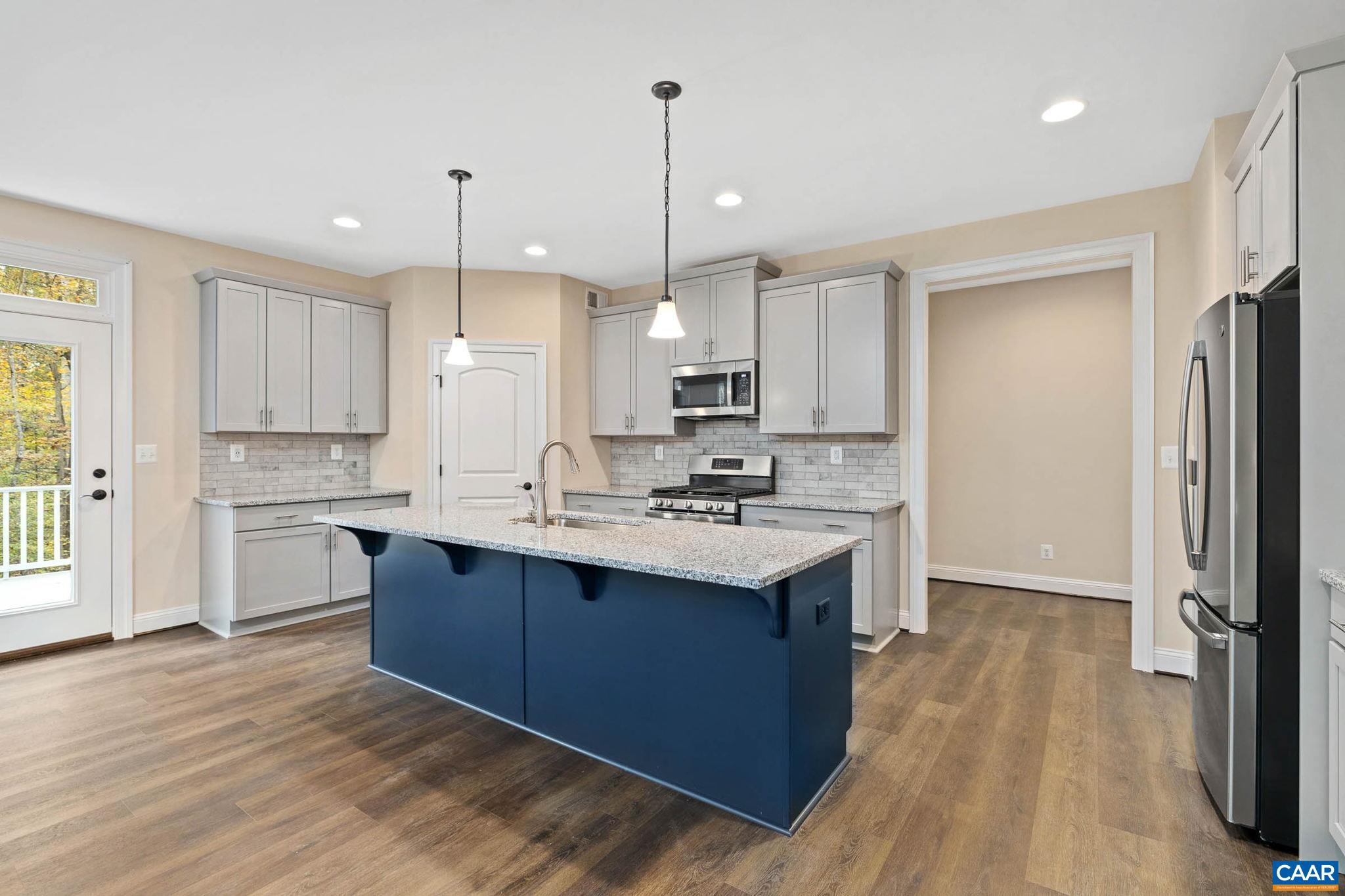 15 YATES CIR
