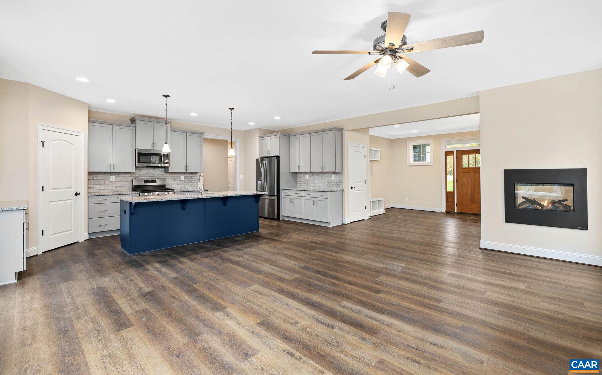 15 YATES CIR
