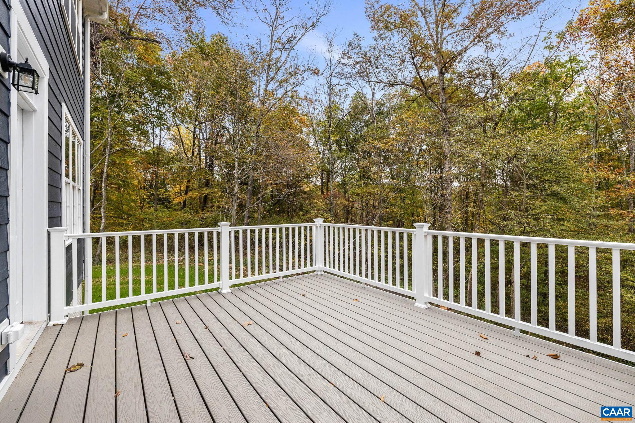 15 YATES CIR