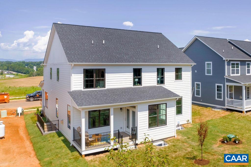 3592 THICKET RUN PL