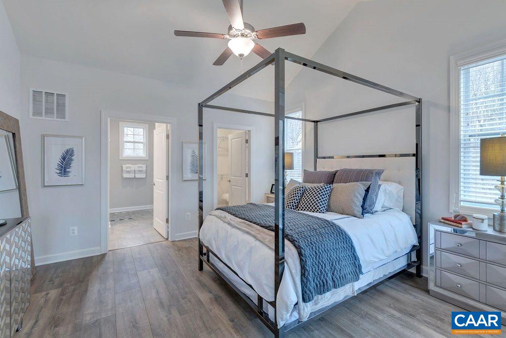 3562 THICKET RUN PL