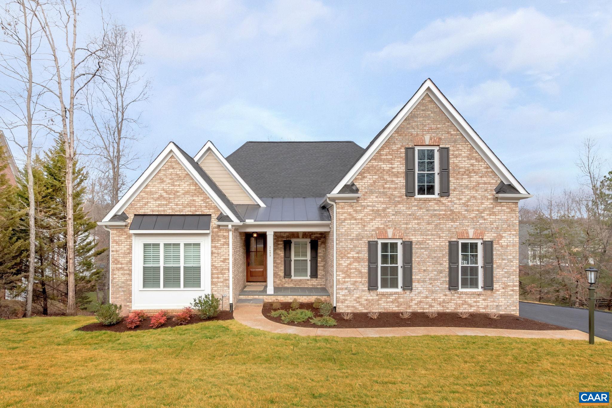 2499 WILTSHIRE CLOSE