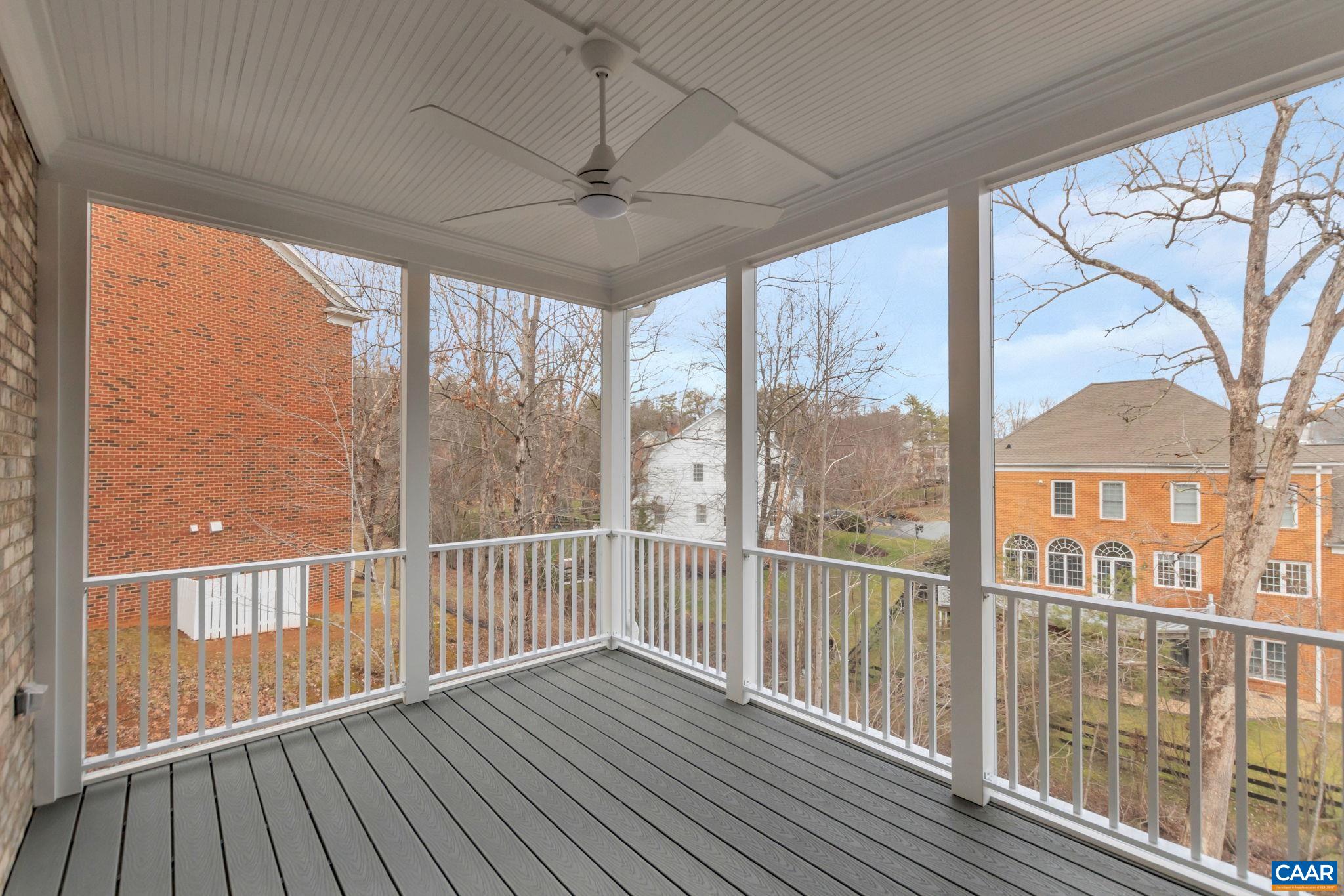 2499 WILTSHIRE CLOSE