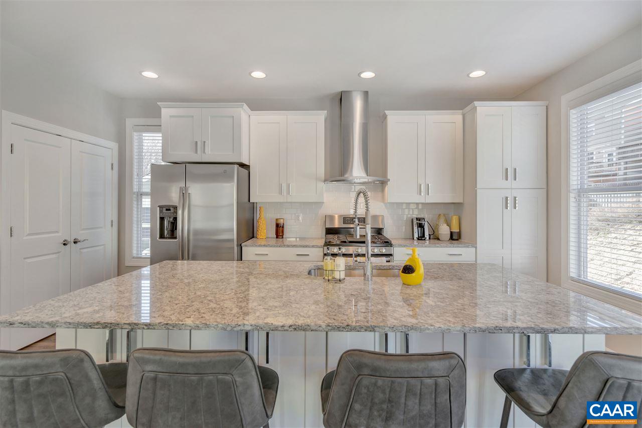3556 WARDELL CREST