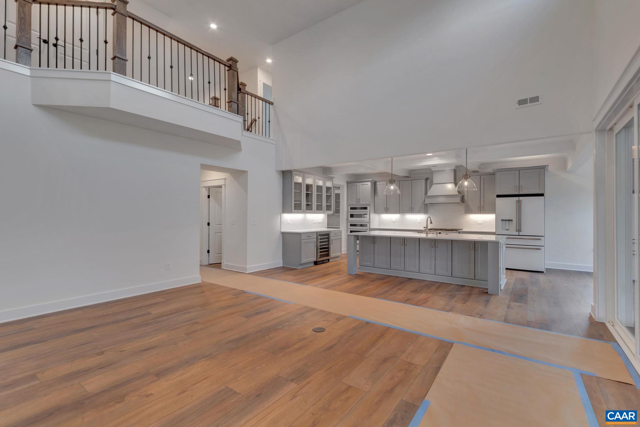11 EAGLE VIEW