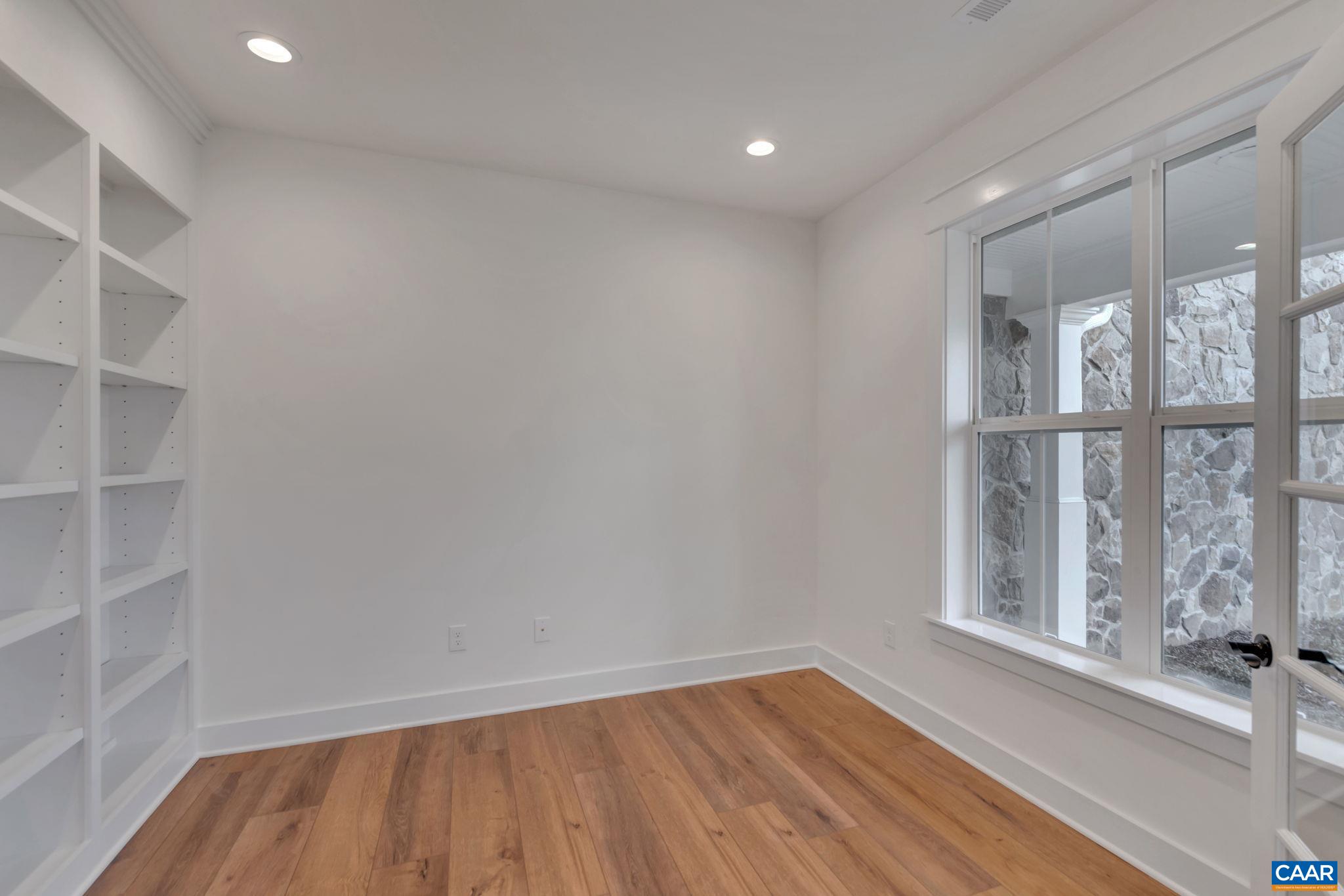11 EAGLE VIEW